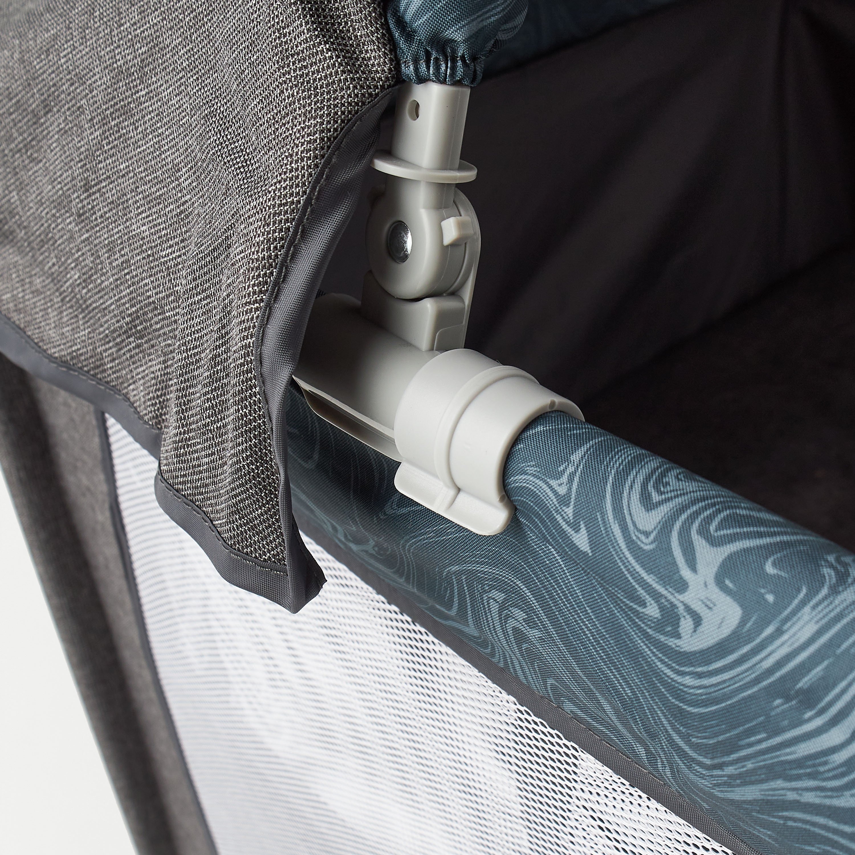 Juniors Devon Travel Cot-baby-nursery-furniture-cribsandbeds-travelcots-image-6
