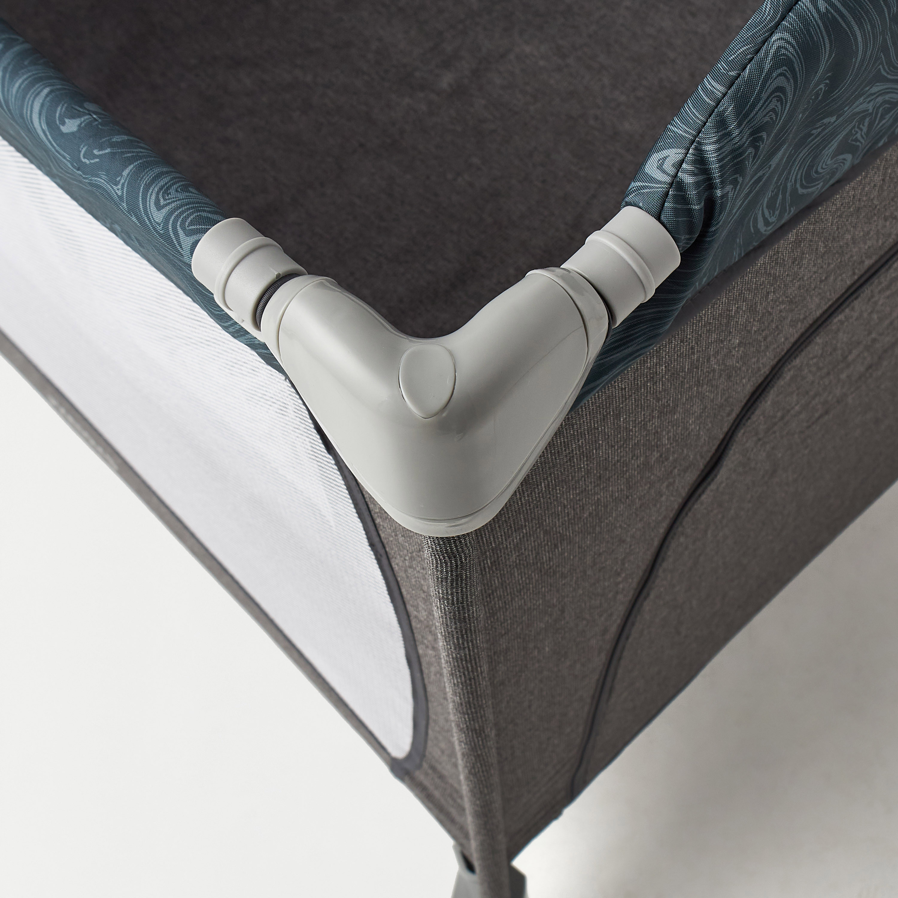 Juniors Devon Travel Cot-baby-nursery-furniture-cribsandbeds-travelcots-image-8