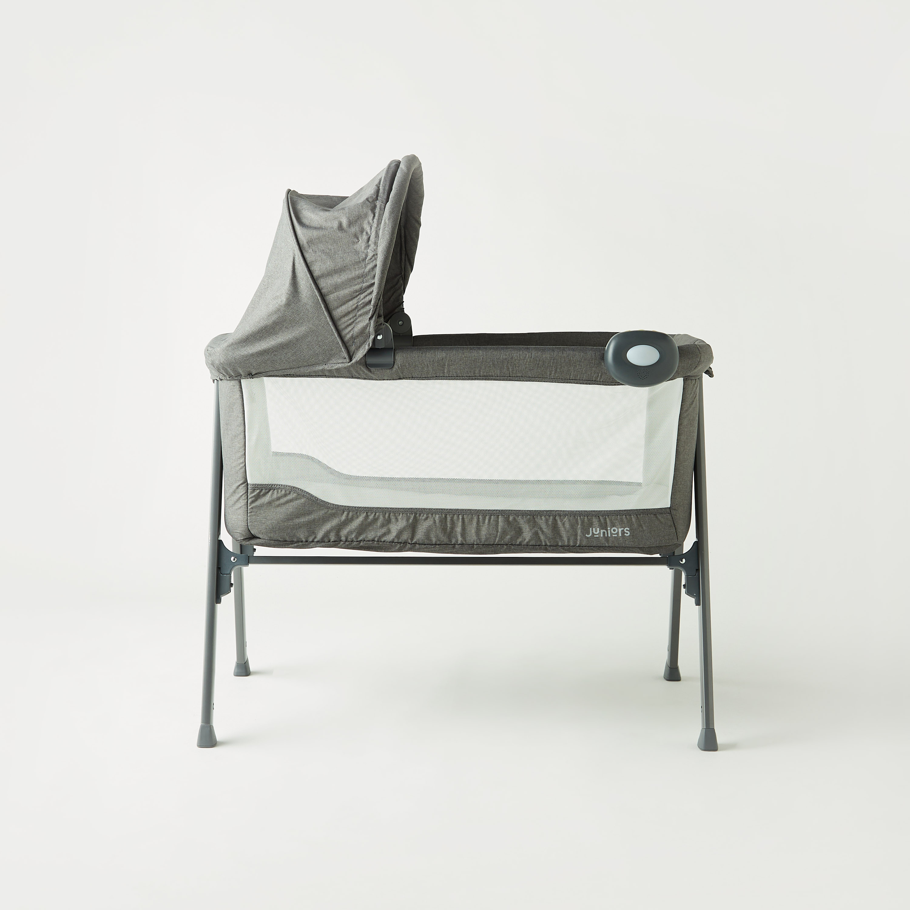 Outdoor bassinet outlet