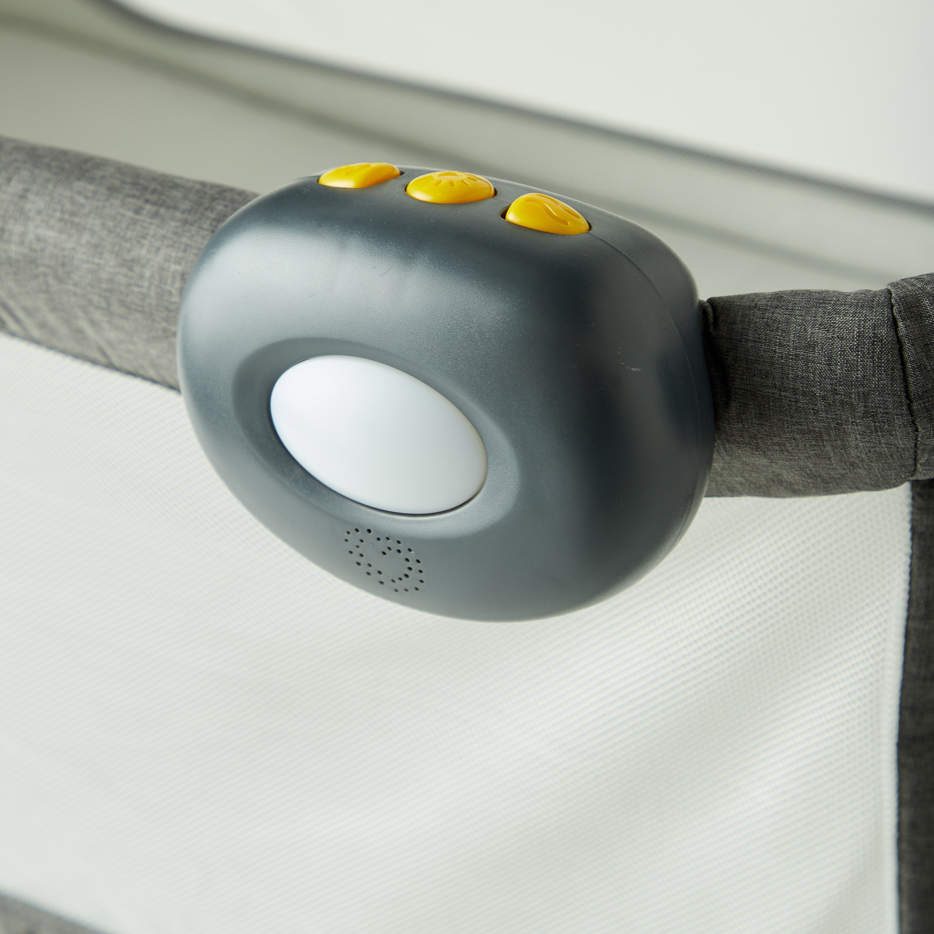 Juniors Theo Bassinet-baby-nursery-furniture-cribsandbeds-bassinets-image-7