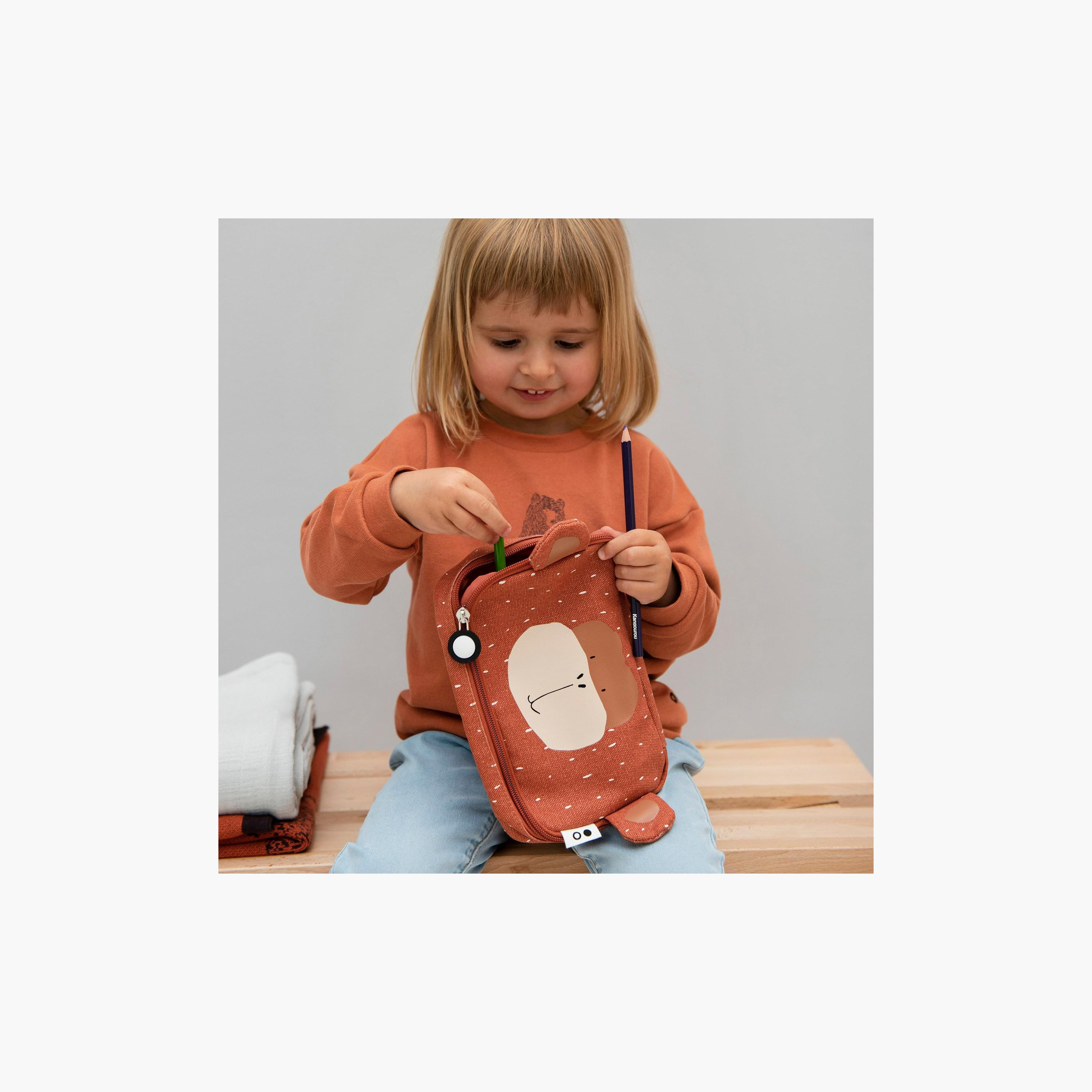حافظة أقلام من تريكسي، مستطيلة، بتصميم قرد-school-stationery-pencilcases-image-3
