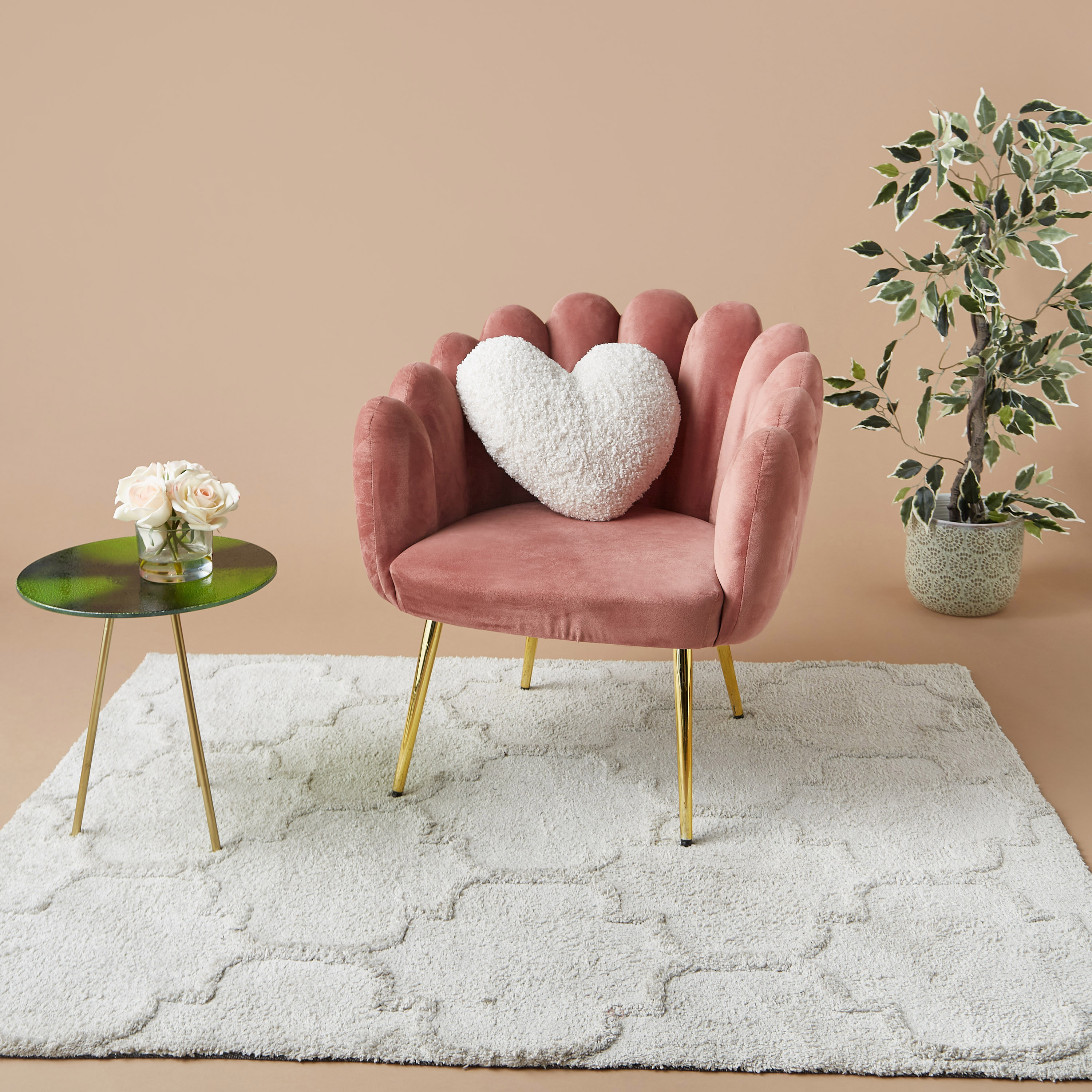 Heart shaped cushions online best sale