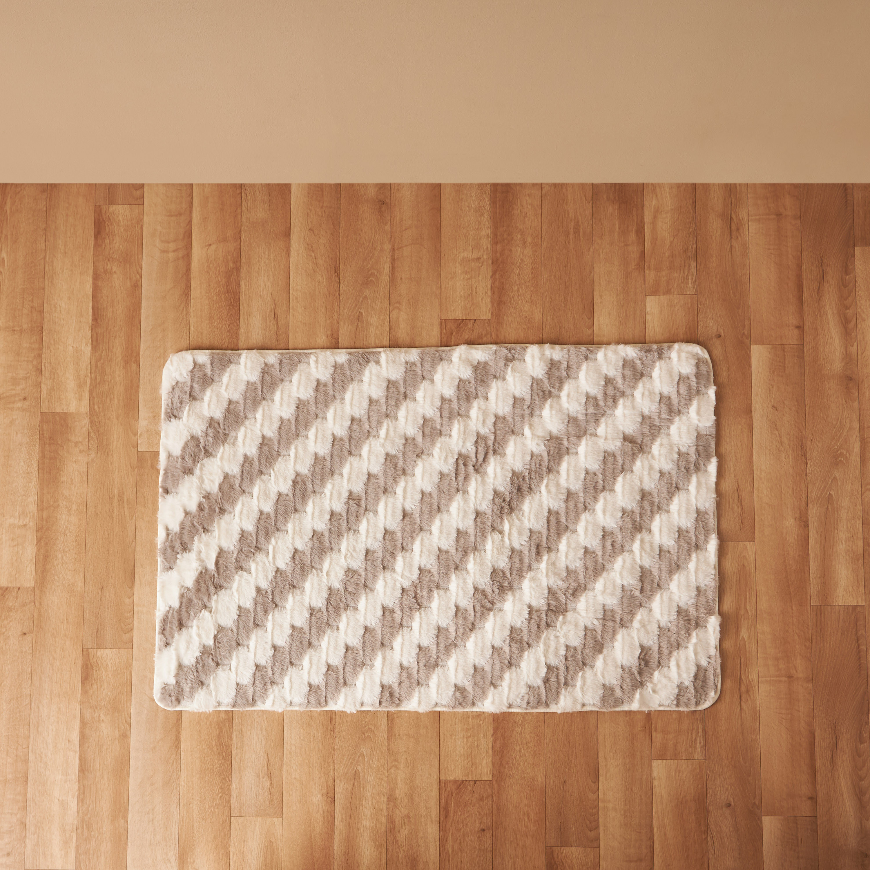 Textured Faux Fur Rug - 120x76 cms-household-rugsandcarpets-rugs-image-2