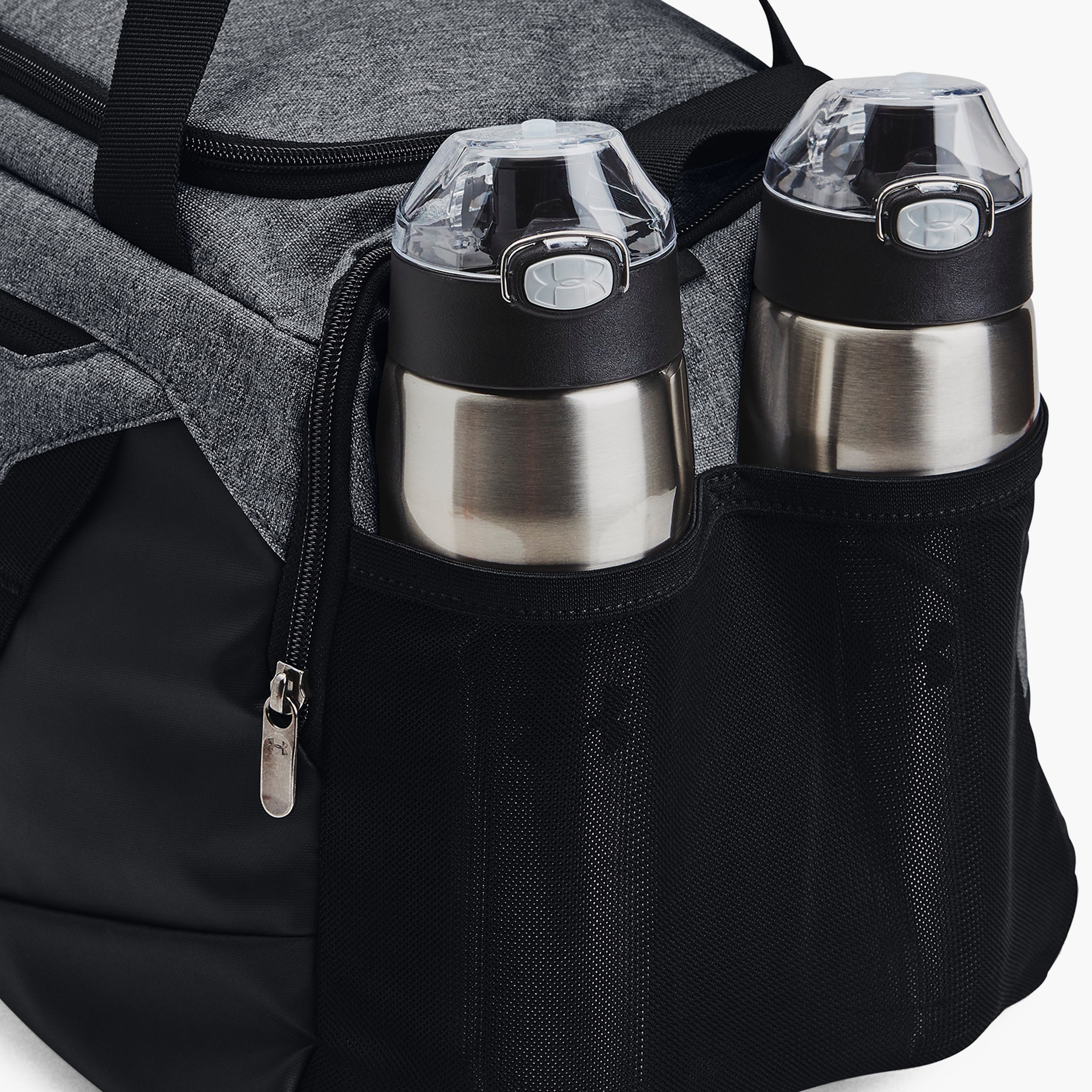 حقيبة دفل للنساء الذي لا يمكن إنكاره 5.0 بشعار صغير من اندر ارمور | 1369222-travel-luggagesandbags-dufflebags-image-9