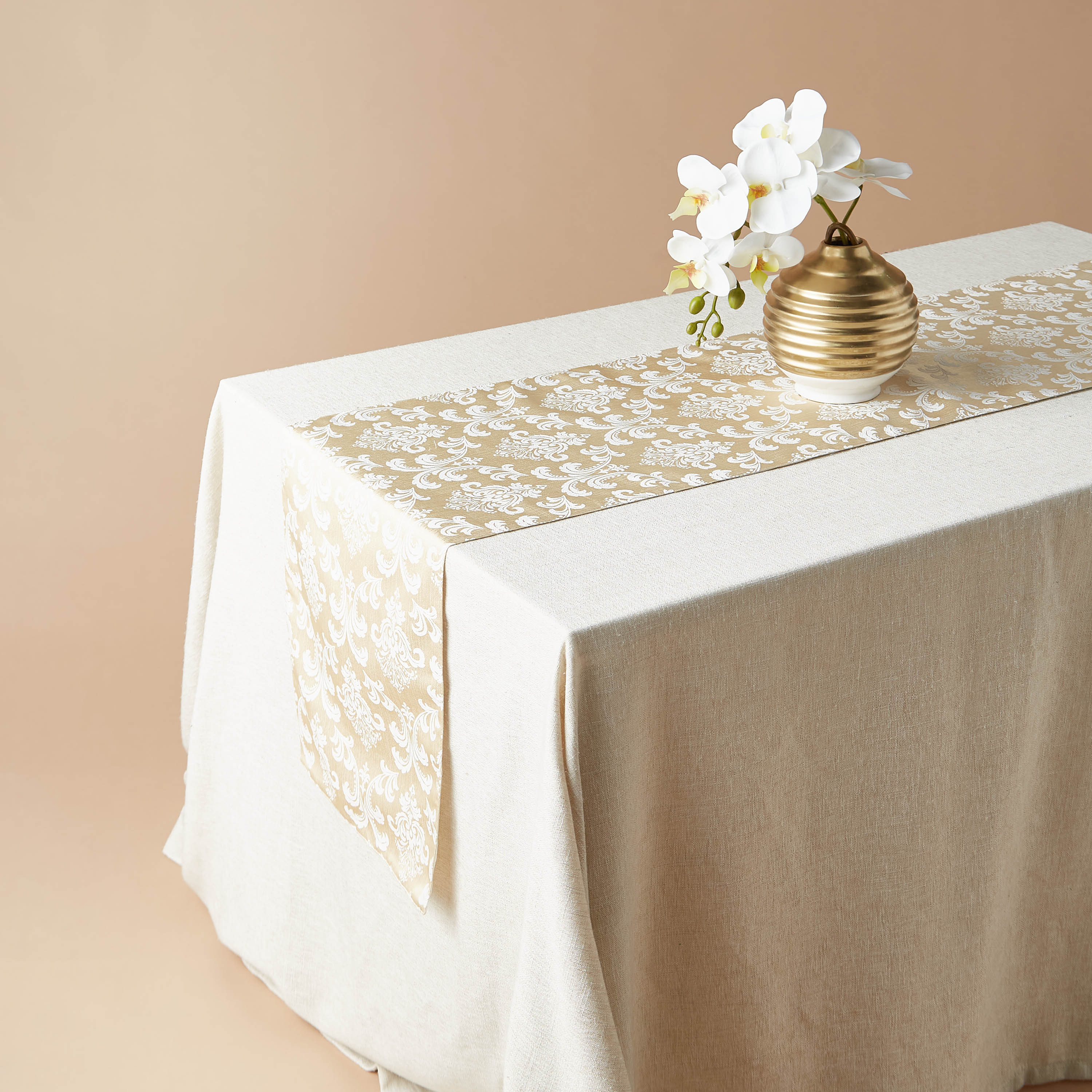 مفرش طاولة جاكار بنمط دمشقي - 33x180 سم-household-dining-tablelinen-runnersandtablecovers-image-1
