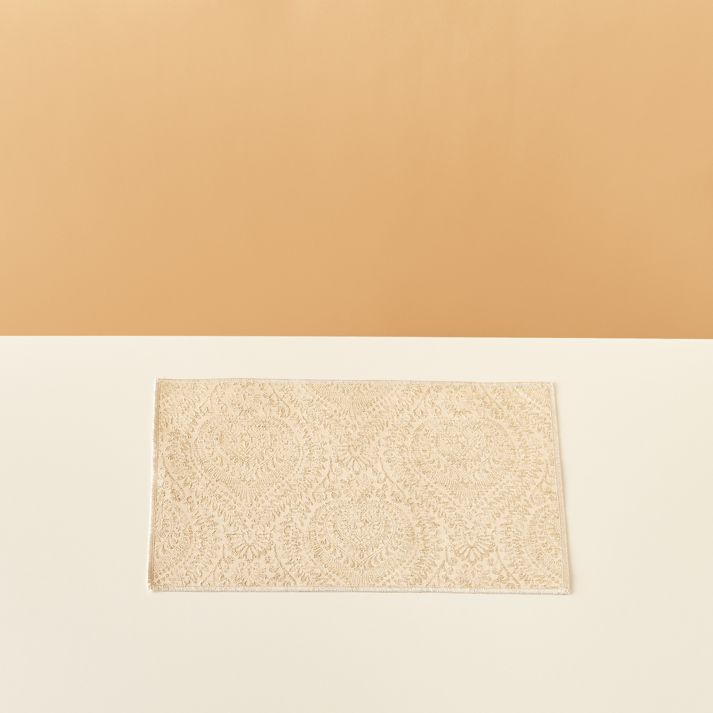 طقم لبادات صحون مطرّزة قطعتين - 45x30 سم-household-dining-tablelinen-placemats-image-3