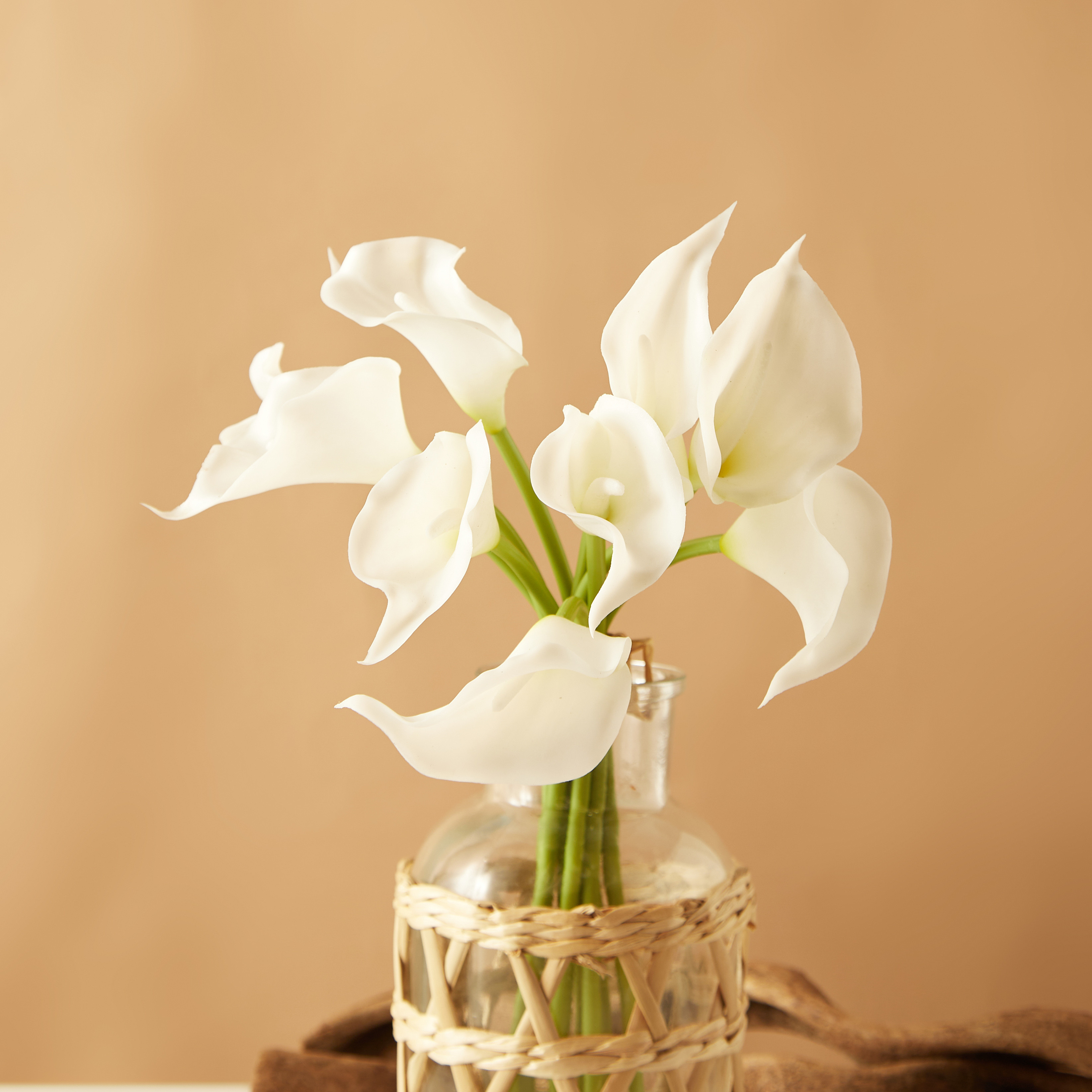 Decorative Floral Bouquet - 35 cms-household-gardenandoutdoor-artificialflowersandplants-flowers-image-1