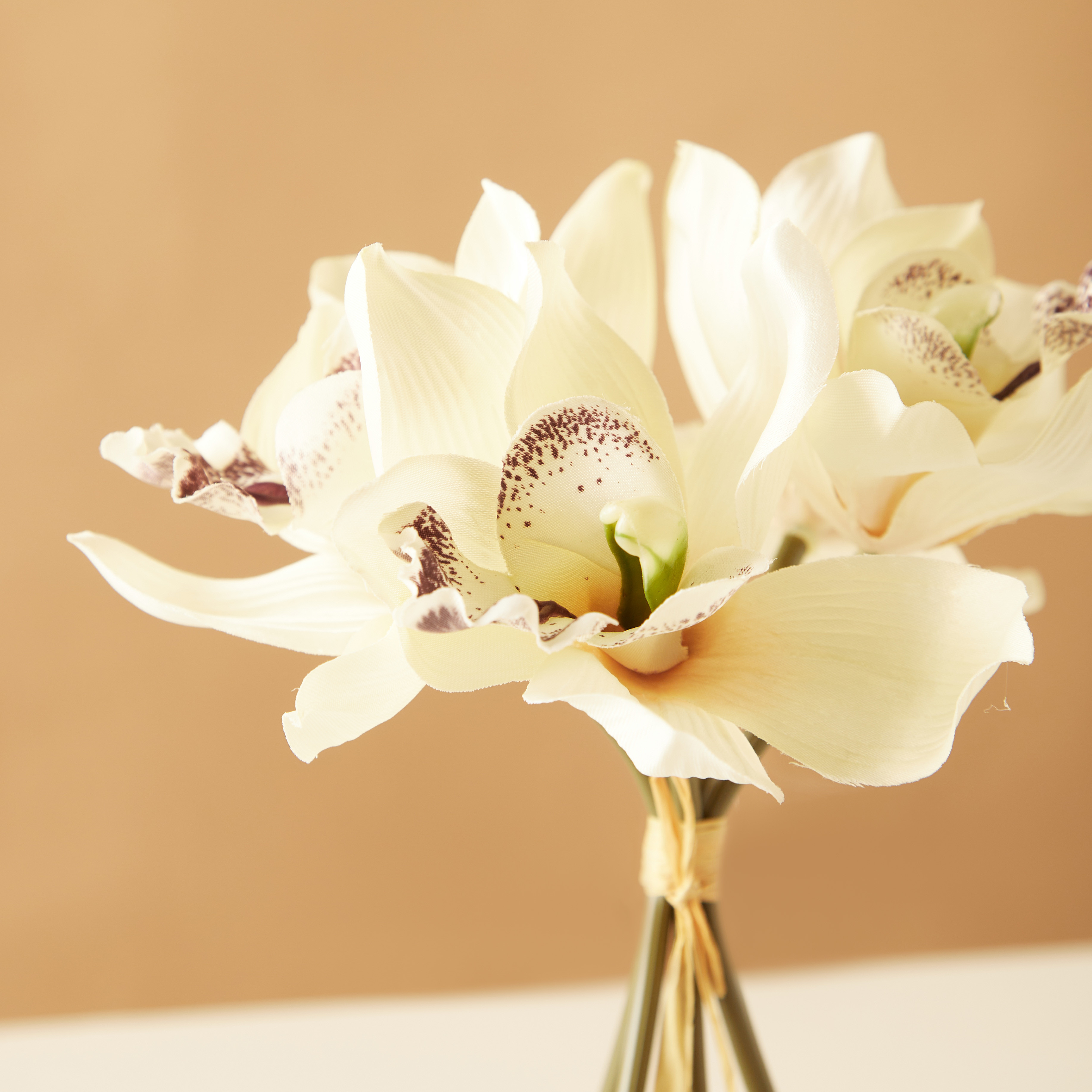 Decorative Flower Bouquet - 22 cms-household-gardenandoutdoor-artificialflowersandplants-flowers-image-3