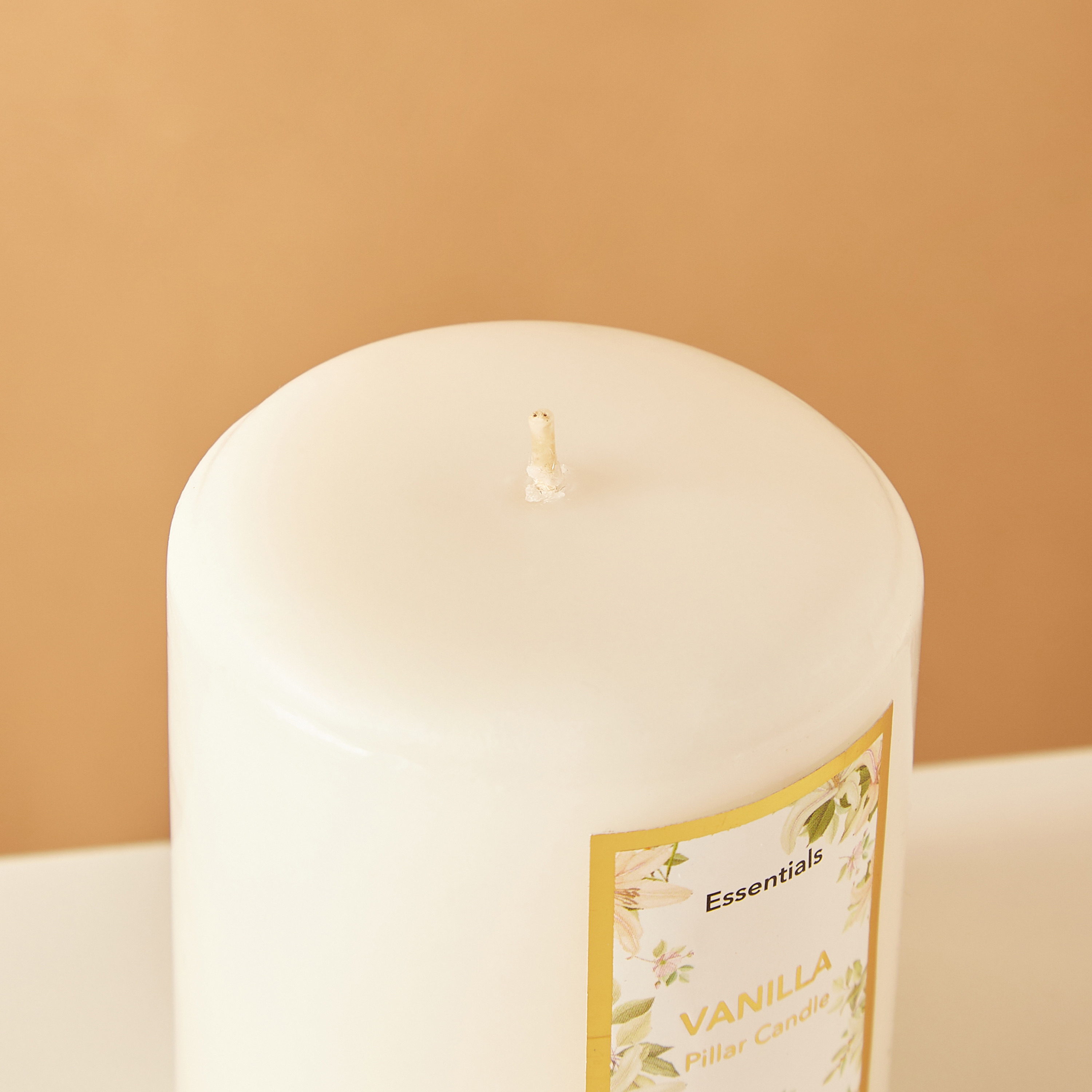 Essentials Vanilla Fleur Scented Pillar Candle - 8 cms-household-homefragrance-candles-image-4