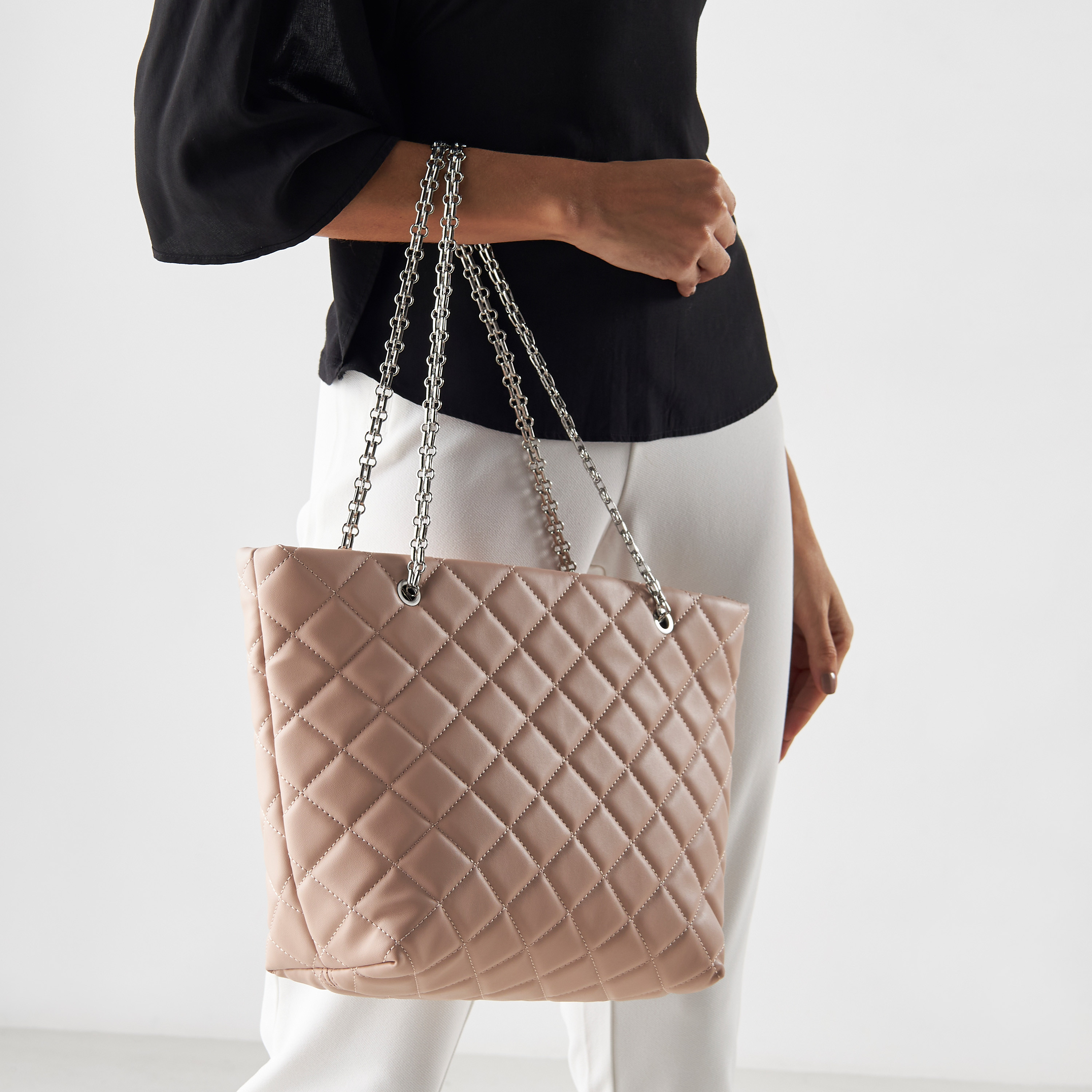 Leather quilted handbags with chain outlet strap