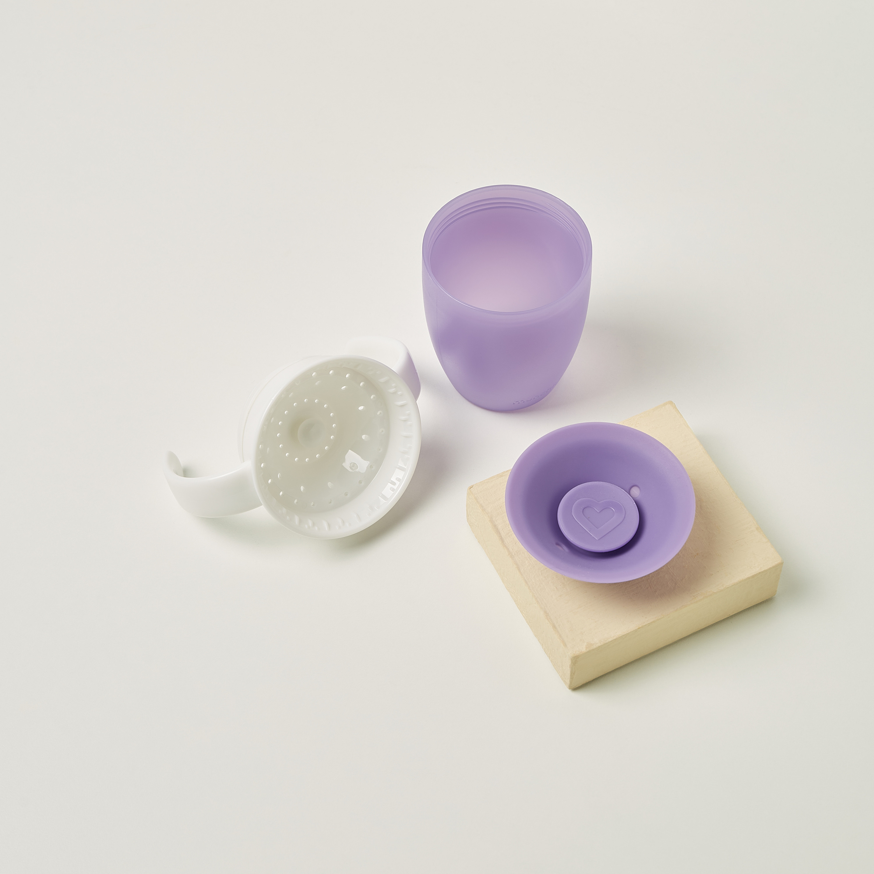 Munchkin Solid Miracle 360 Trainer Cup with Handle - 207 ml-baby-feeding-mealtimeessentials-image-3