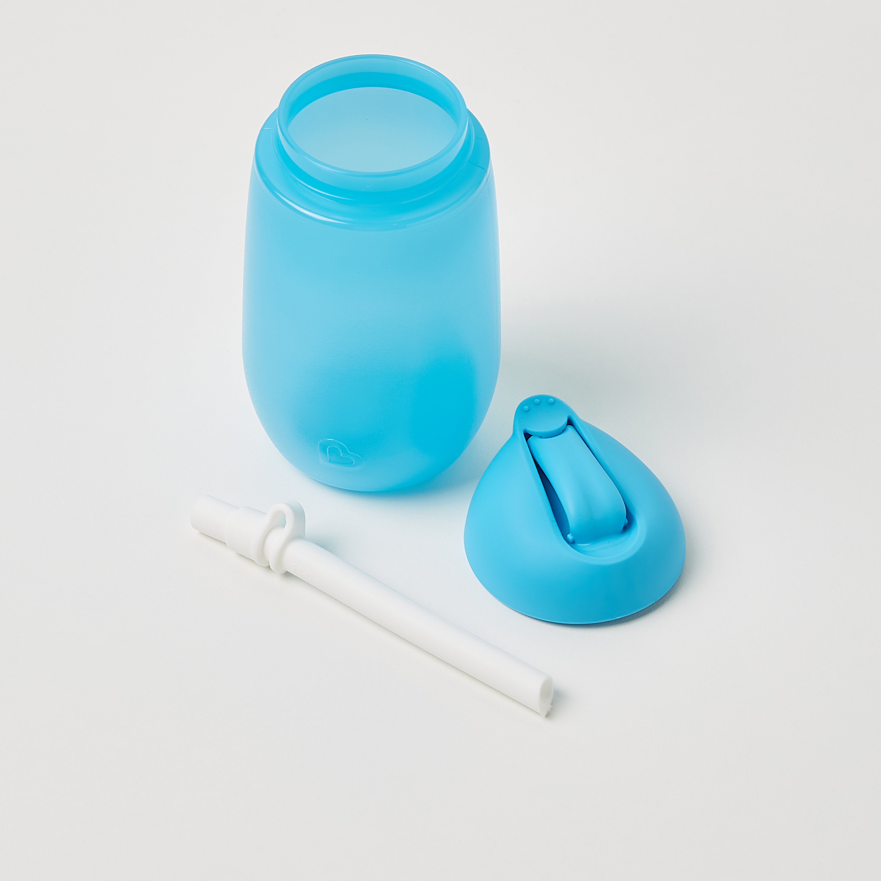 كوب سادة سهل التنظيف ومانع للتسرب بقشة أنتيفويت من مانشكين - 296 مل-baby-feeding-mealtimeessentials-image-3