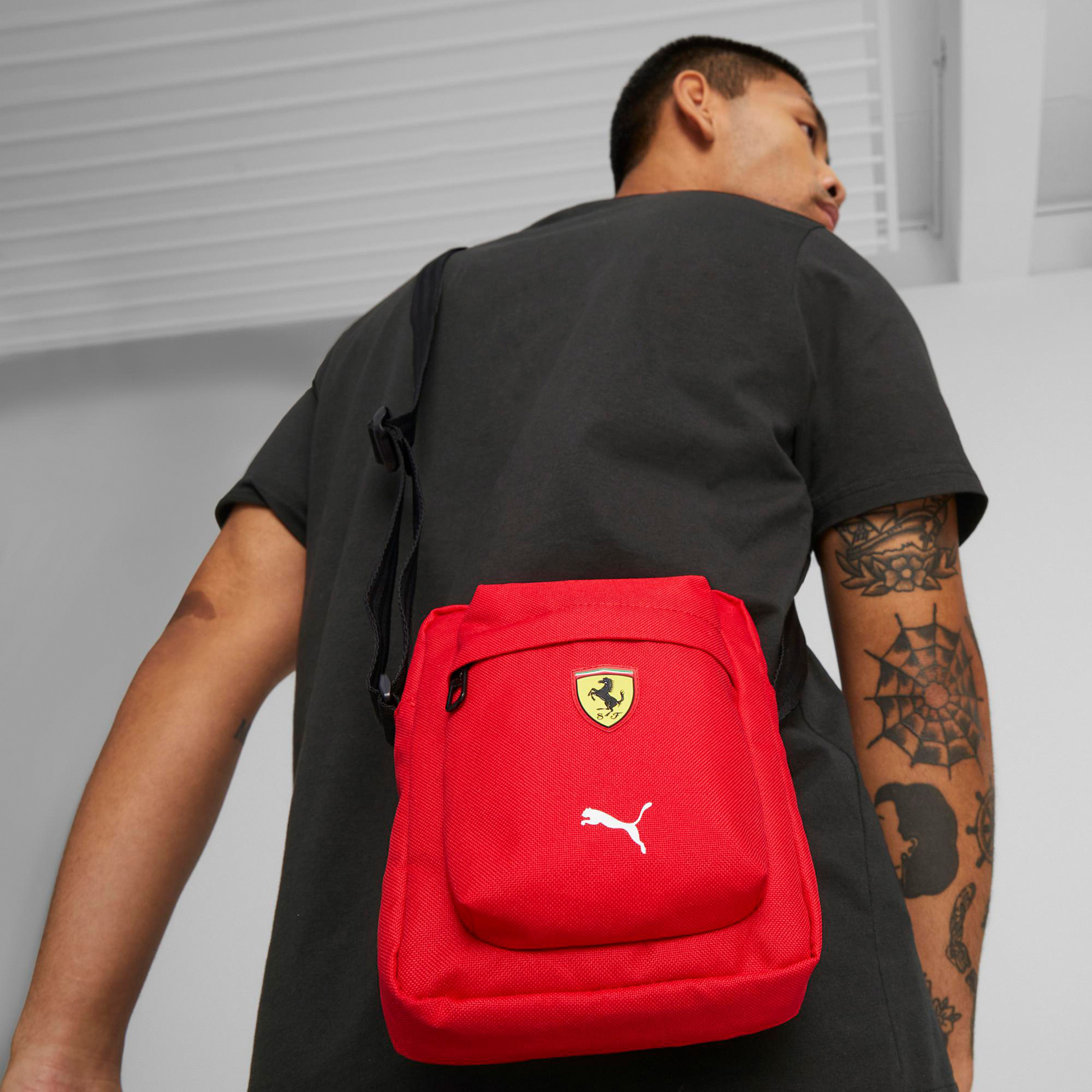 Ferrari Shell Promo Back Pack Bag and ball | eBay