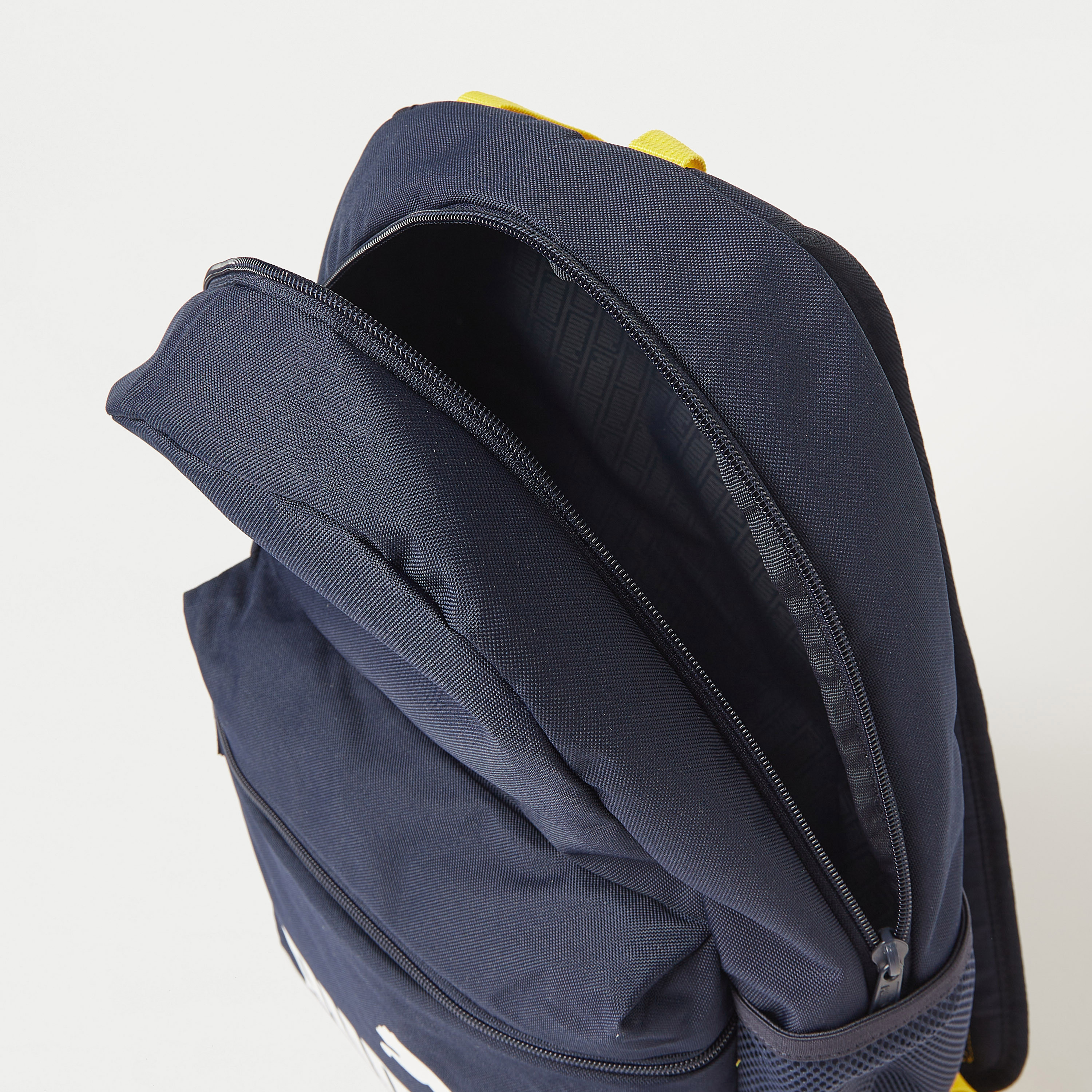 شنطة ظهر بطبعات مع شنطة غداء ومقلمة من بوما-school-bagsandbackpacks-backpacks-image-6