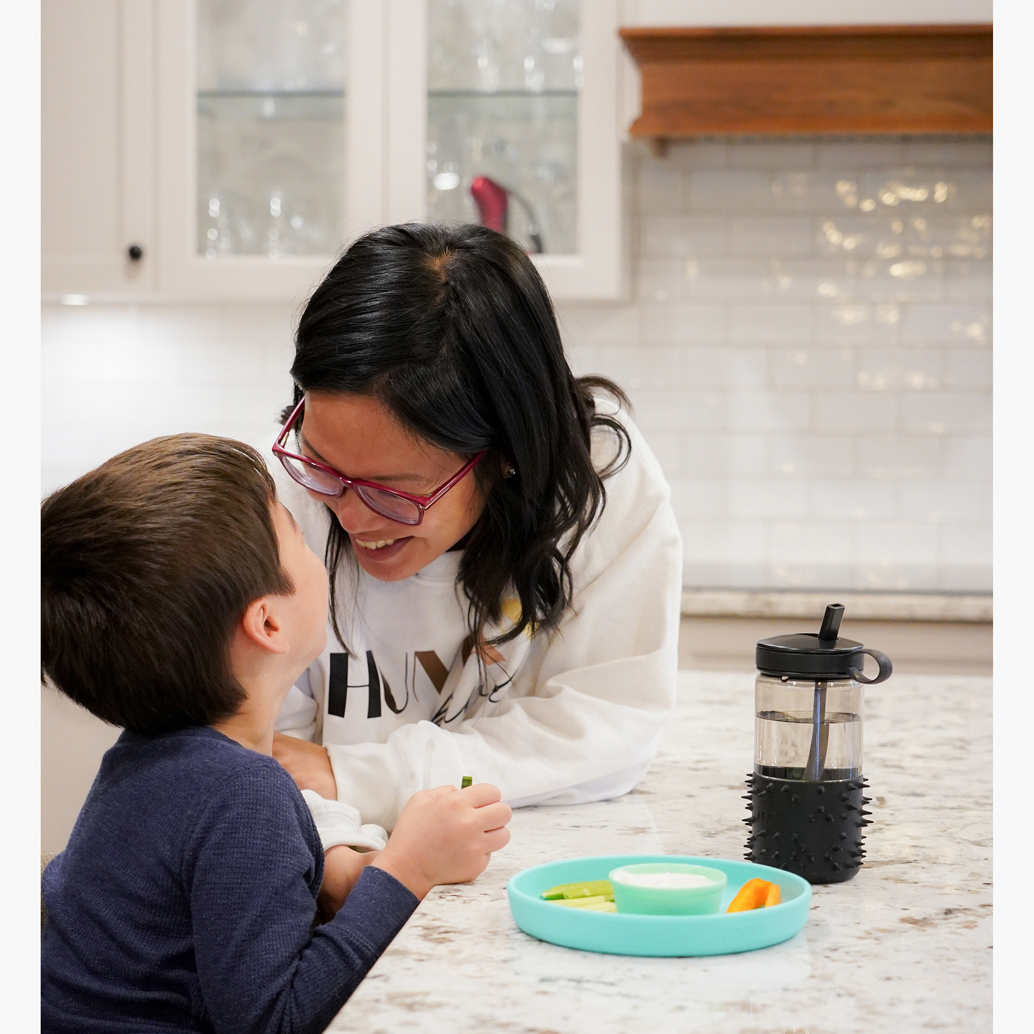 طقم تغذية صحن سيليكون سادة ووعاء وكوب من ميلي-baby-feeding-mealtimeessentials-image-9