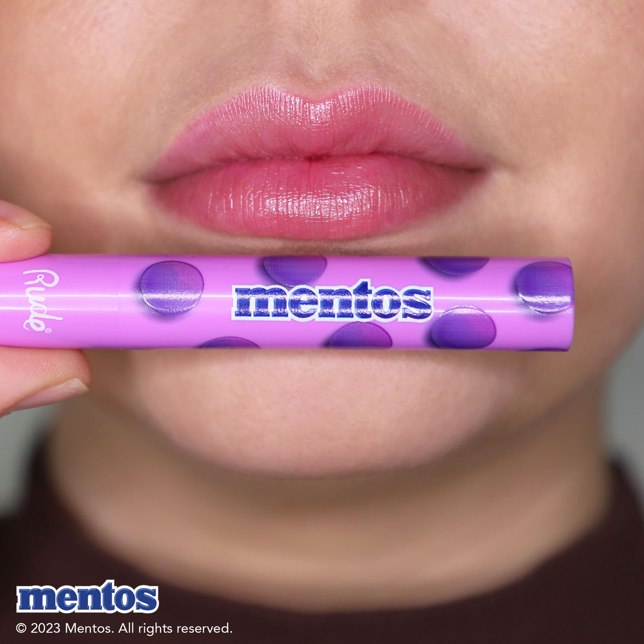 مرطب شفاه كاندي رول من رود مينتوس - 1.8 جرام-beautyandpersonalcare-makeup-lips-lipglossesandbalms-image-3