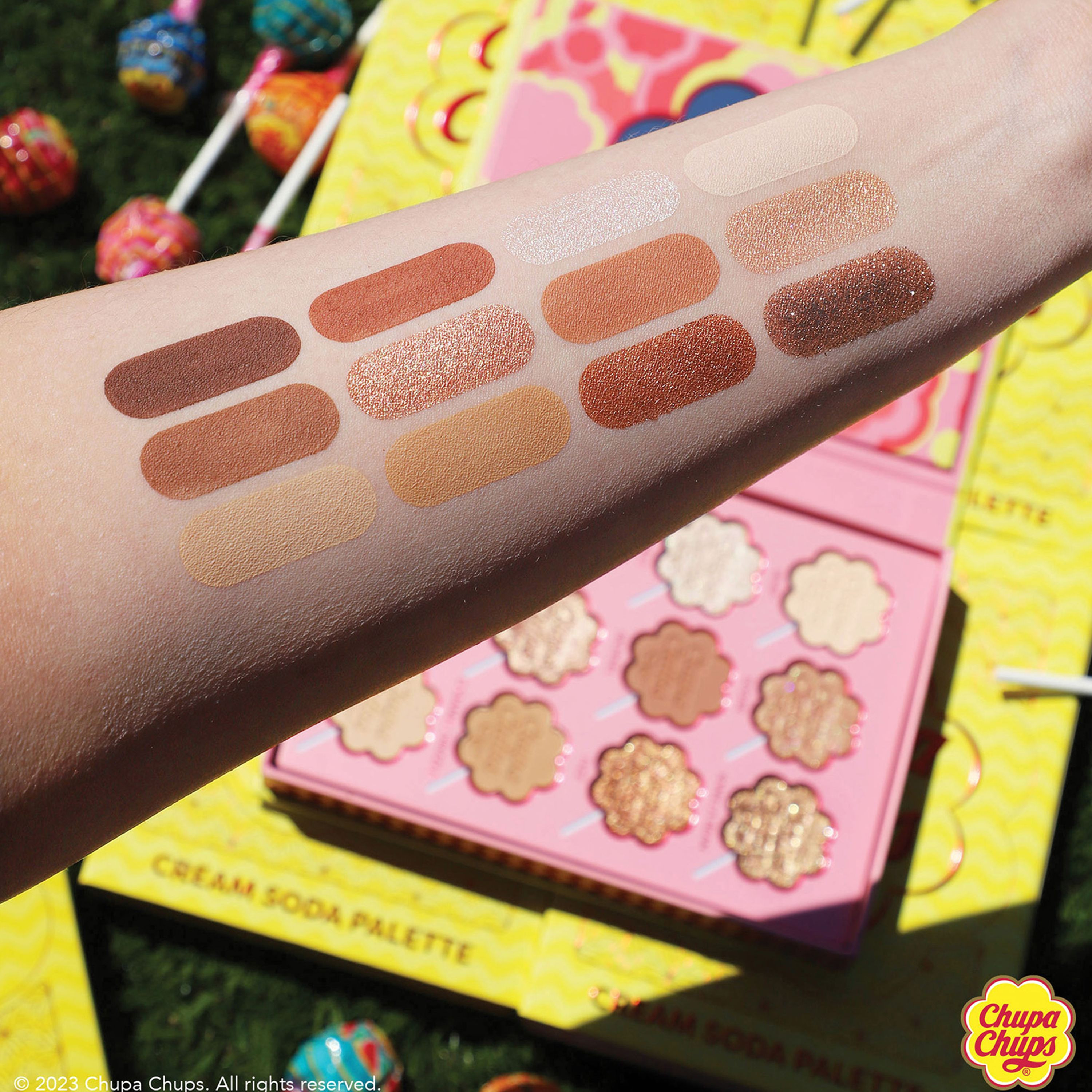باليت ظلال عيون 12 لون فرووت باسكيت تشوبا تشوبس من رود-beautyandpersonalcare-makeup-eyes-eyeshadows-image-6