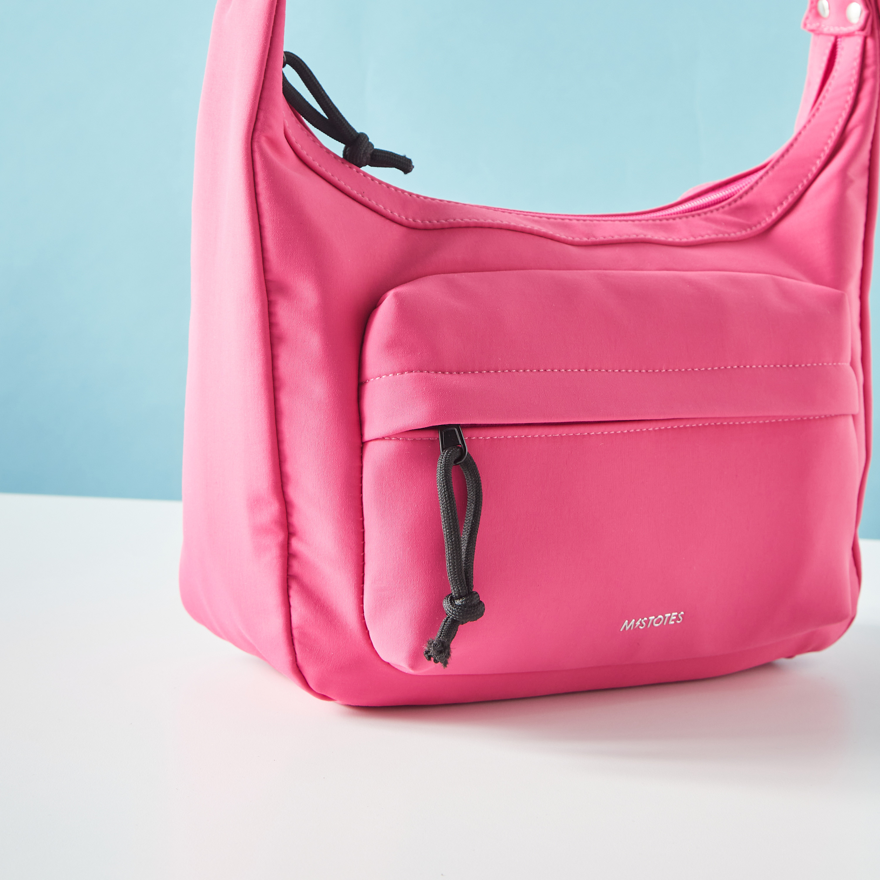 شنطة باجيت سادة بحزام سلسلة ميتاليك من ميستوتس-women-bagsandwallets-handbags-image-4