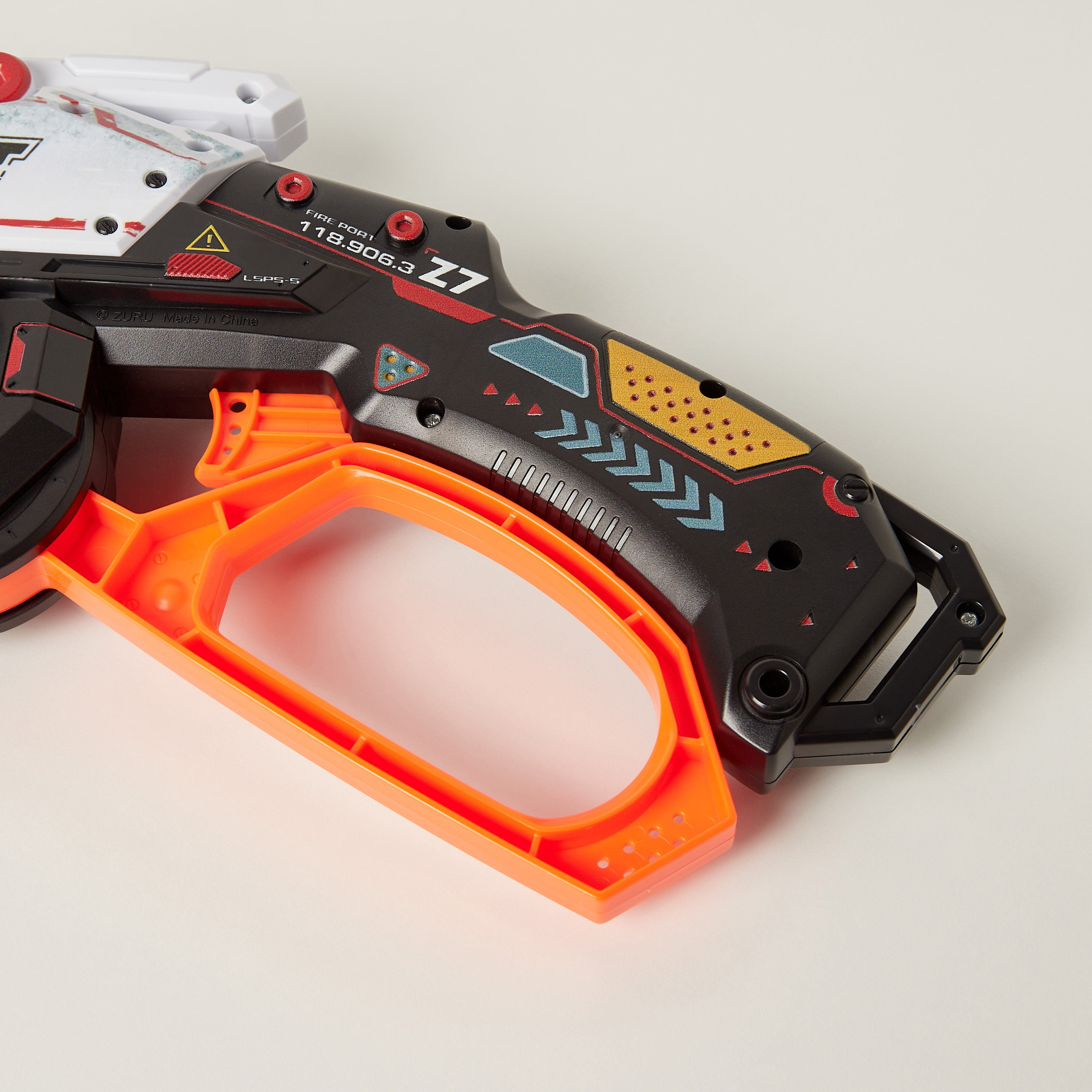 X-Shot Skins Lock Blaster Toy with Darts-toys-outdoor-gunsandfoamblasters-image-3