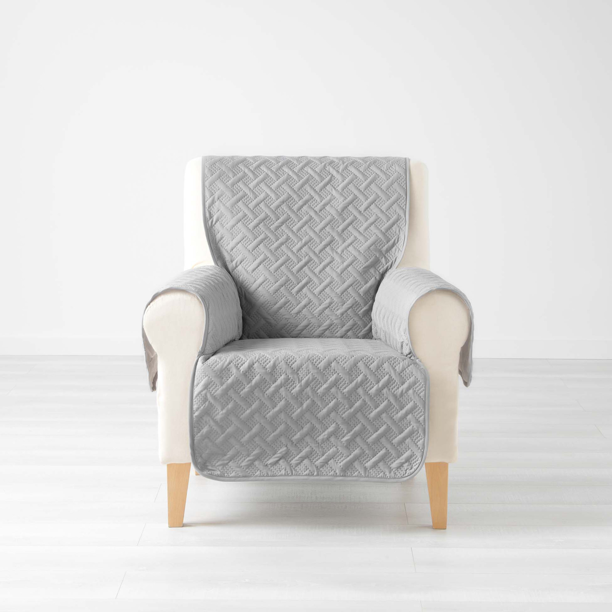 Quilted armchair discount