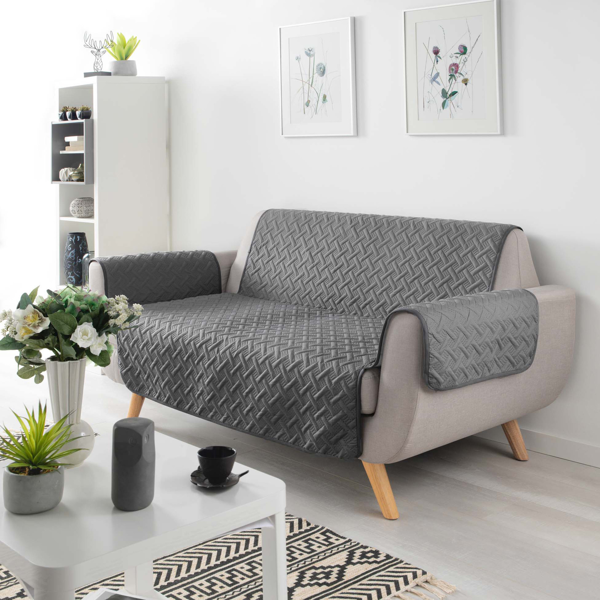 Quilted Sofa Cover - 223x179 cms-household-cushionsandthrows-throwsandblankets-throws-image-2