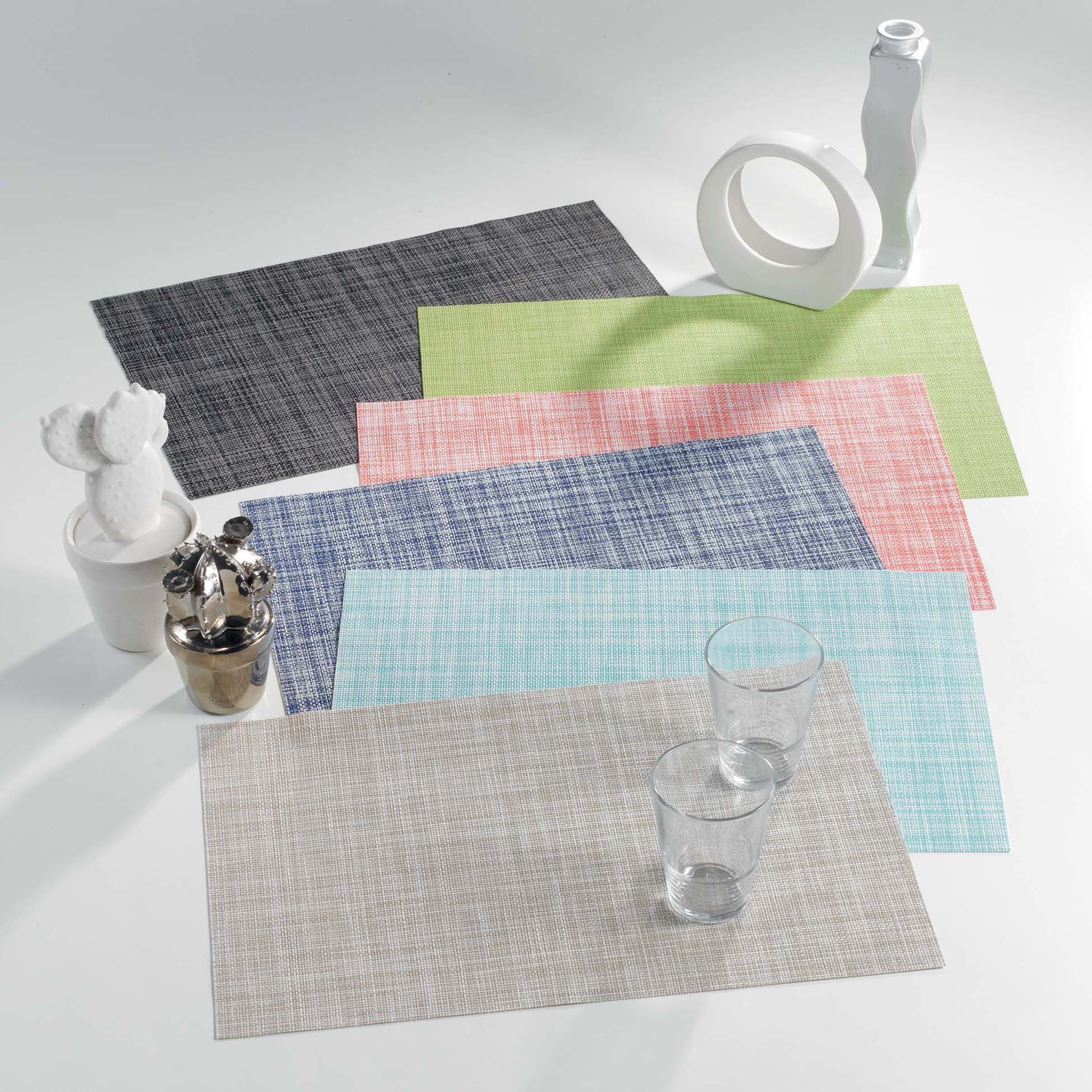 Textured Rectangular Placemat - 30x45 cms-household-dining-tablelinen-placemats-image-2