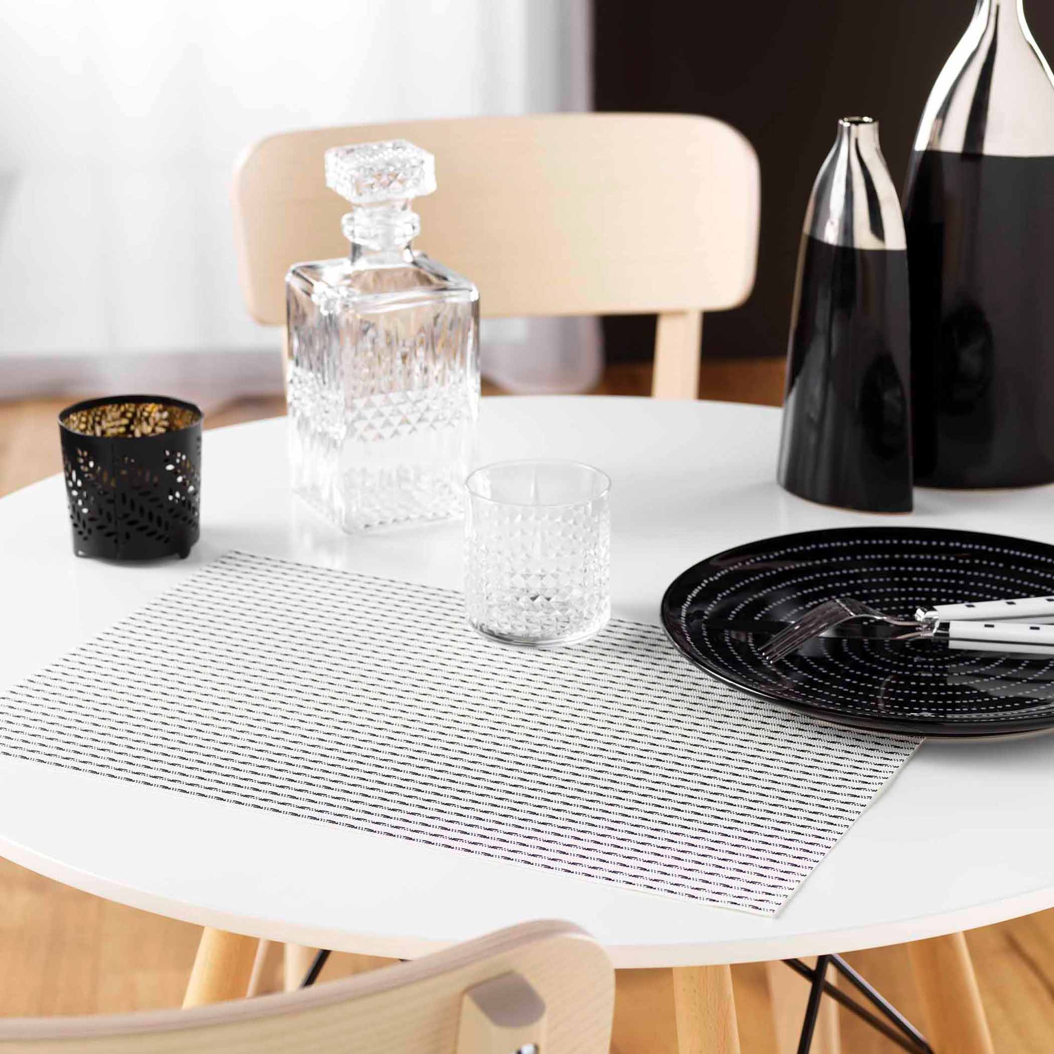 Textured Placemat - 45x30 cms-household-dining-tablelinen-placemats-image-1