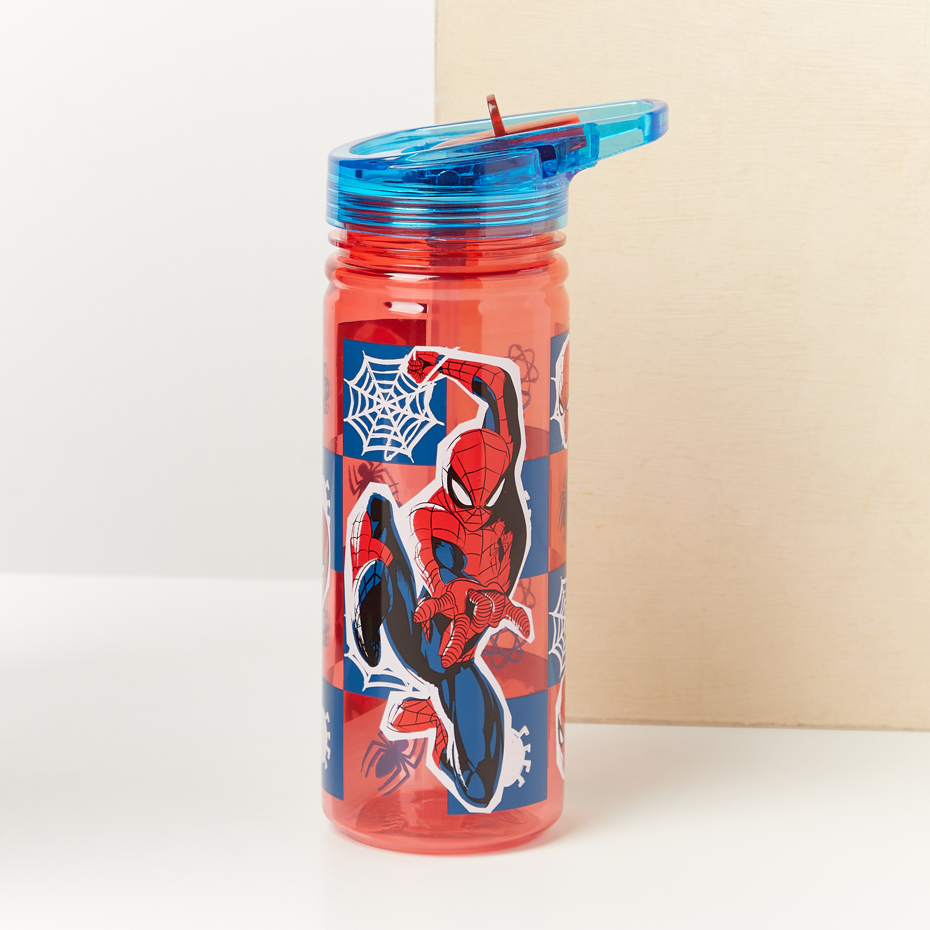 قارورة مياه إيكوزين بقشّة وطبعات سبايدر مان - 580 مل-baby-feeding-mealtimeessentials-image-1