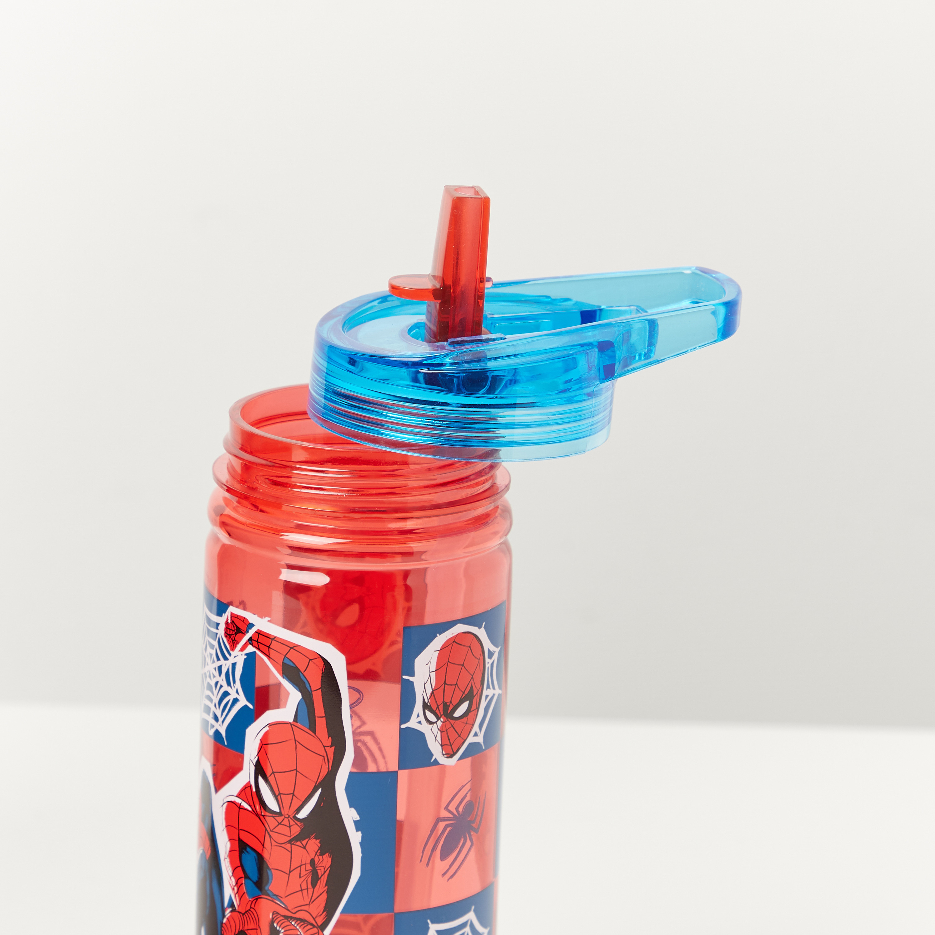 قارورة مياه إيكوزين بقشّة وطبعات سبايدر مان - 580 مل-baby-feeding-mealtimeessentials-image-5