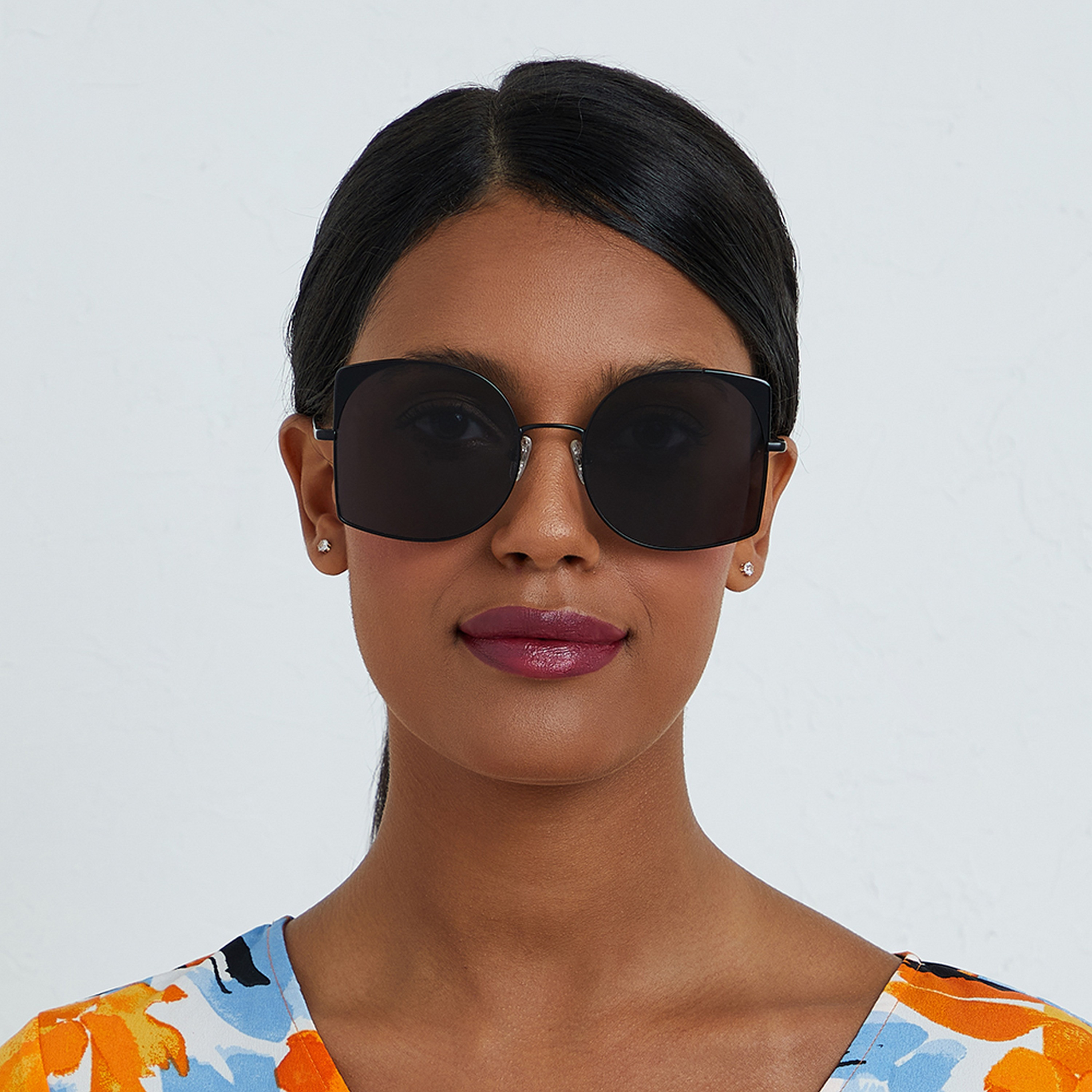 30S-000244-0107 | نظارة شمسية للنساء بعدسات رمادية كبيرة الحجم من 30 سنديز مع57 مم-women-sunglasses-image-4
