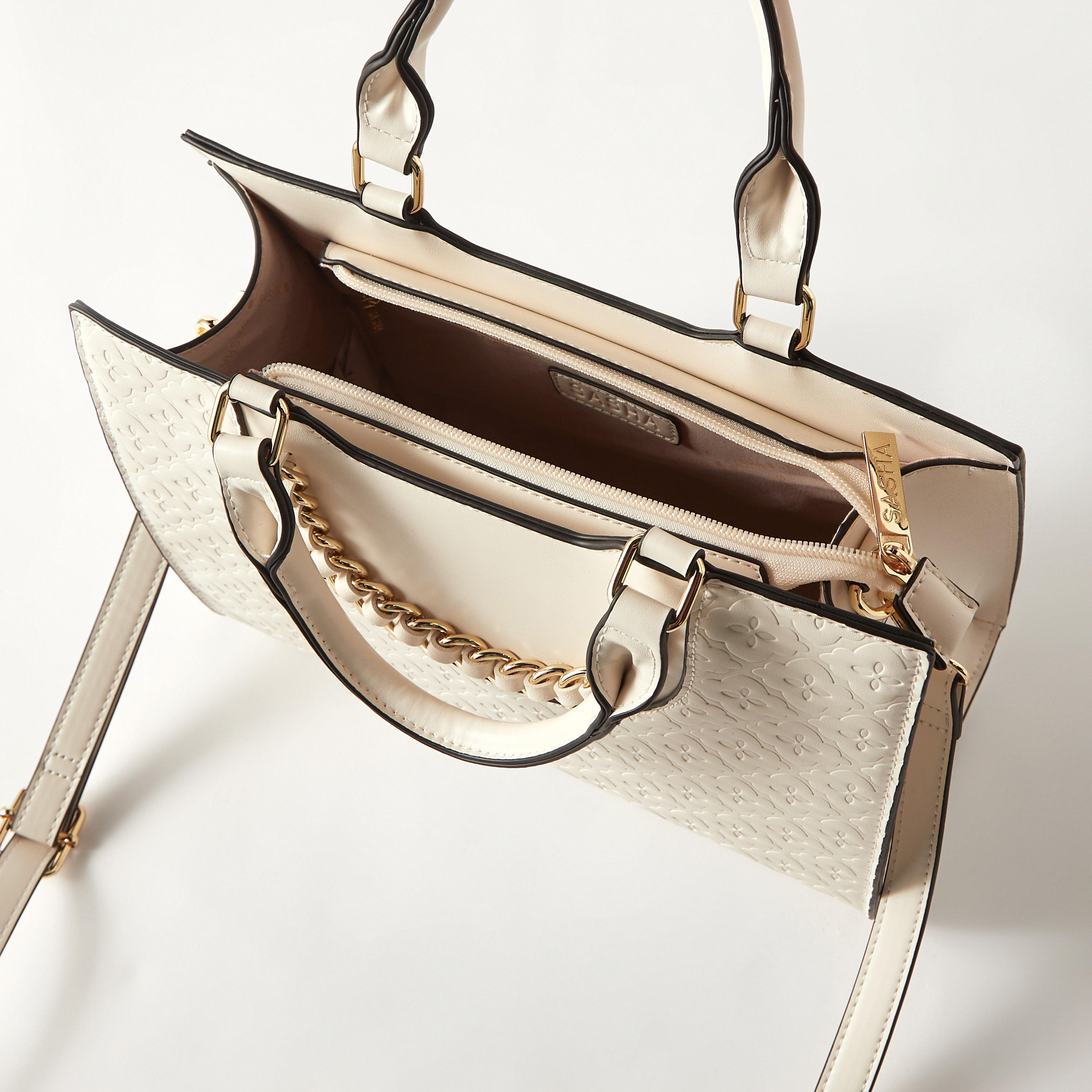 شنط ساشا منقوشة بنقش مونوغرام ومقابض وتفاصيل سلسلة-women-bagsandwallets-handbags-image-6