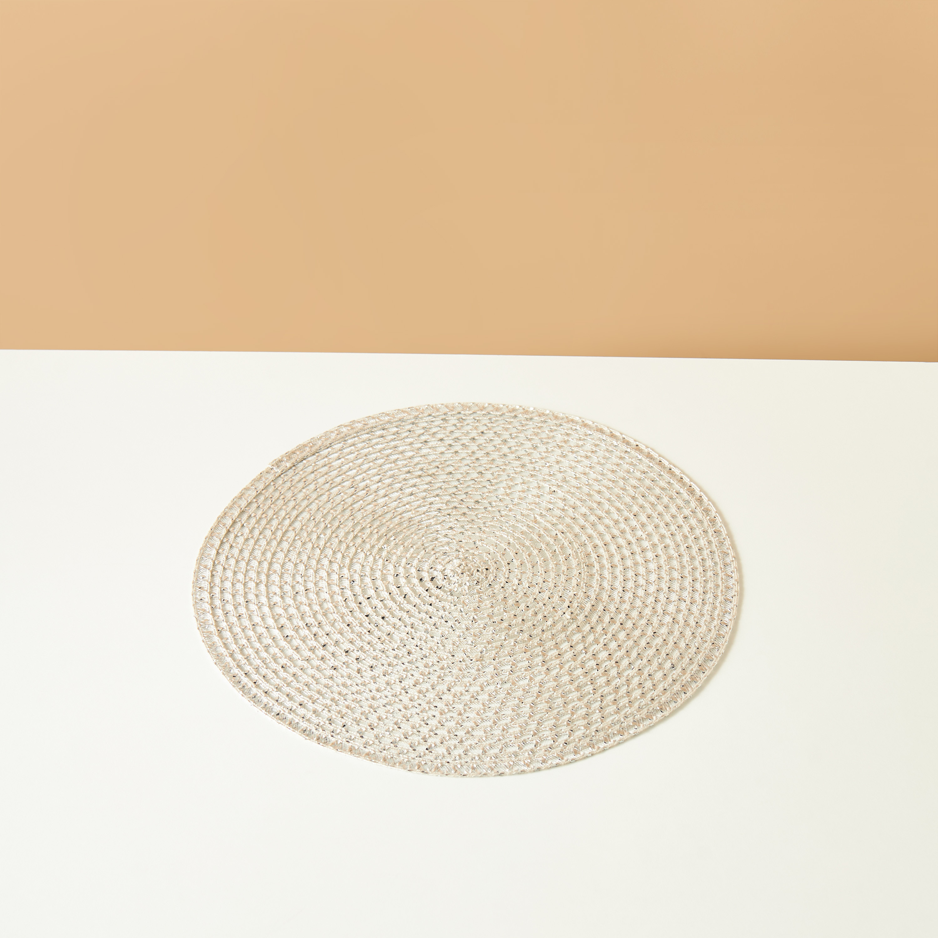 لبادة صحون مستديرة بارزة الملمس - 38 سم-household-dining-tablelinen-placemats-image-2