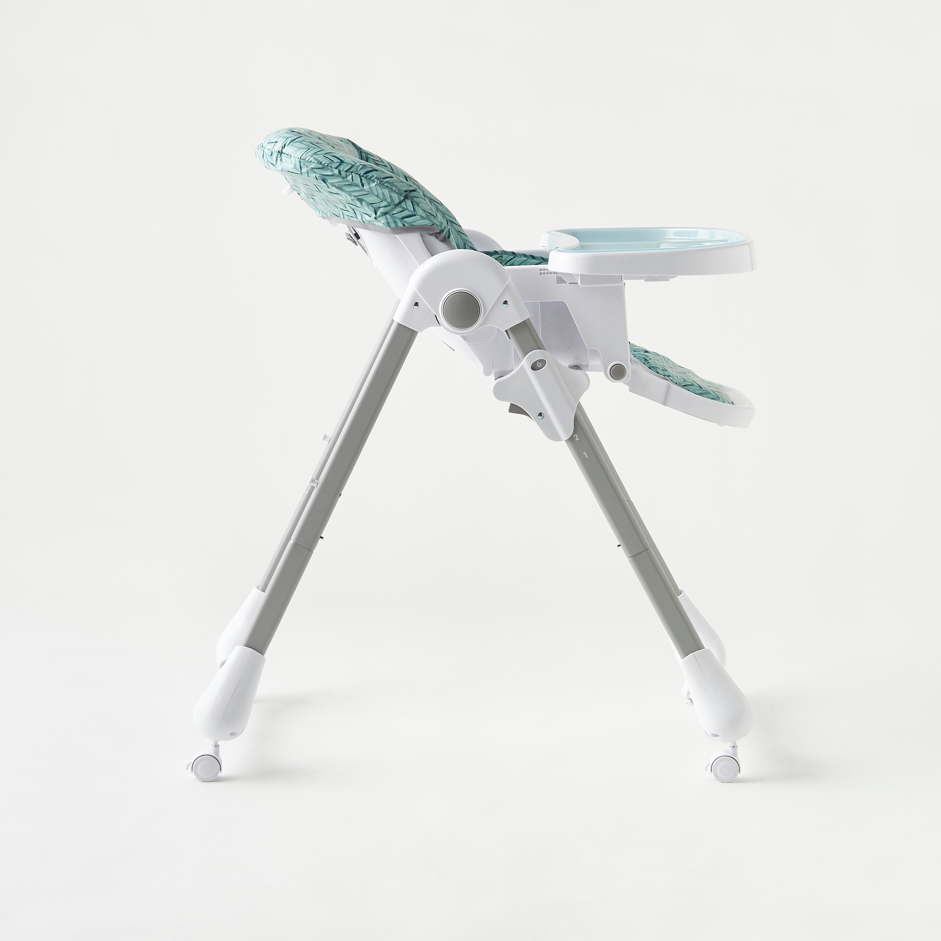 Juniors Bety Highchair-baby-feeding-highchairsandboosters-image-14