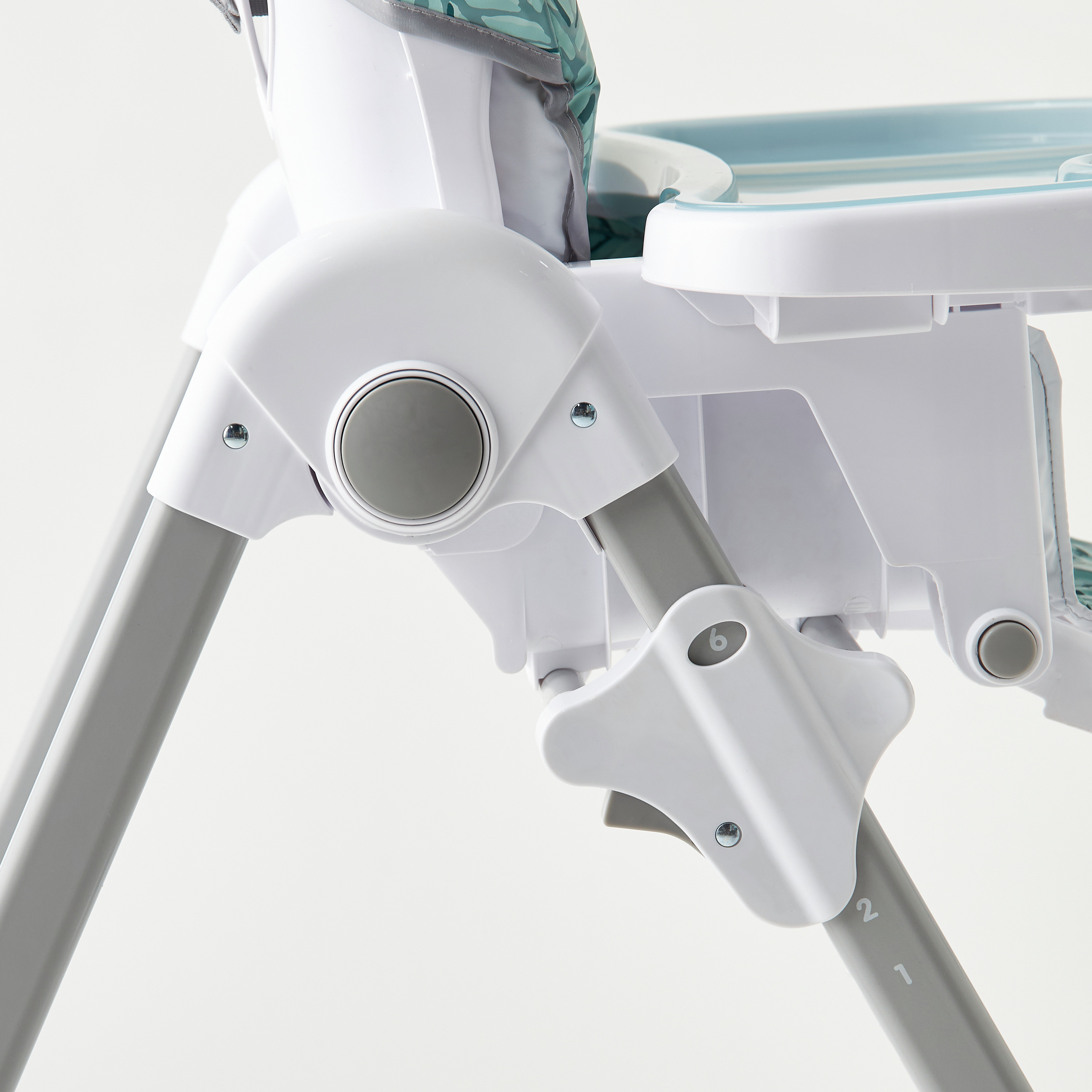 Juniors Bety Highchair-baby-feeding-highchairsandboosters-image-18