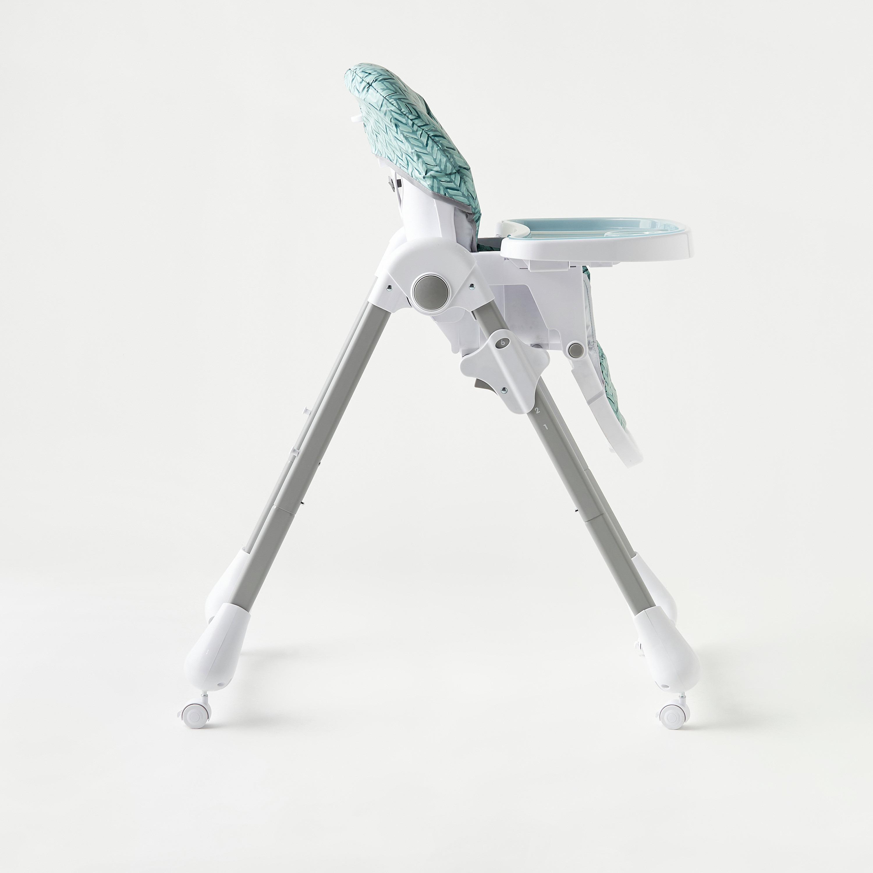 Juniors Bety Highchair-baby-feeding-highchairsandboosters-image-6
