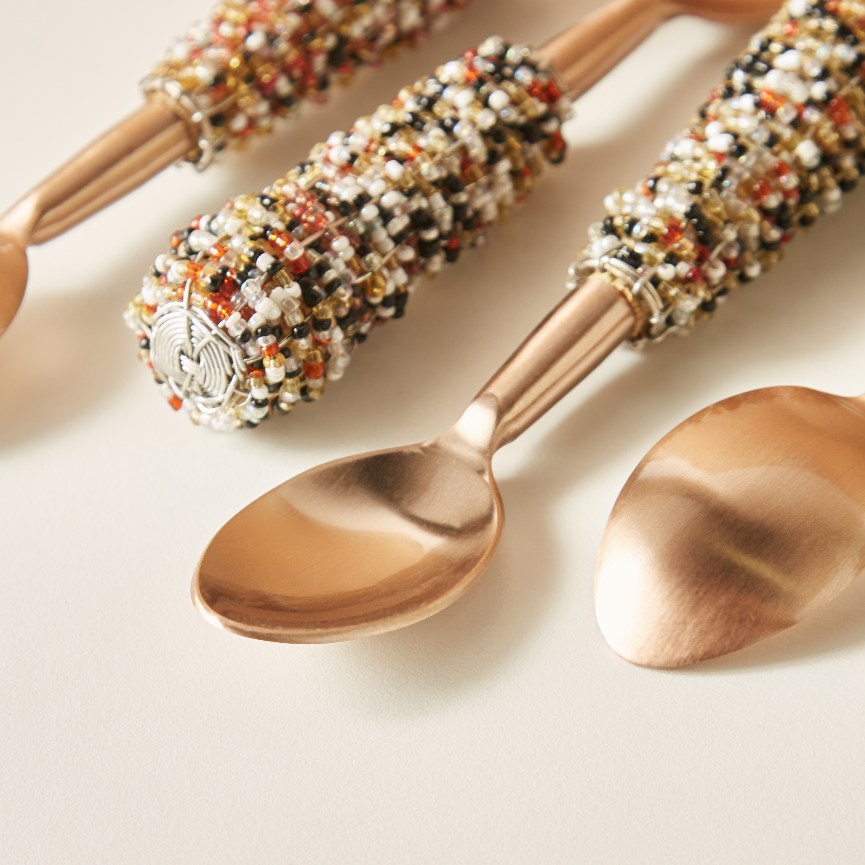 ملاعق ستانليس ستيل مزينة - طقم من 6 قطع-household-dining-cutlery-cutlerysets-image-4