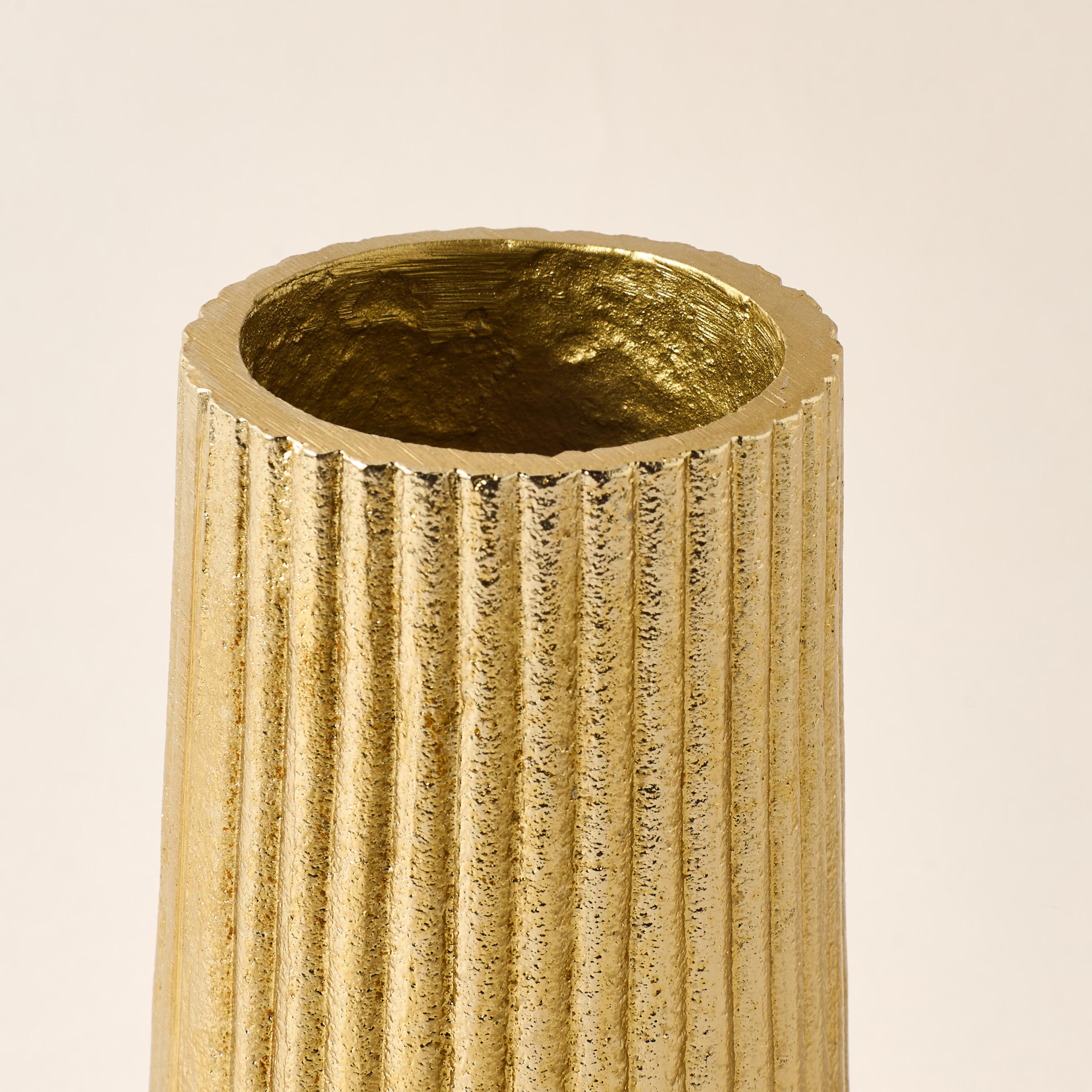 Ribbed Aluminium Vase -  9x9x16 cms-household-decor-vasesandbowls-image-2