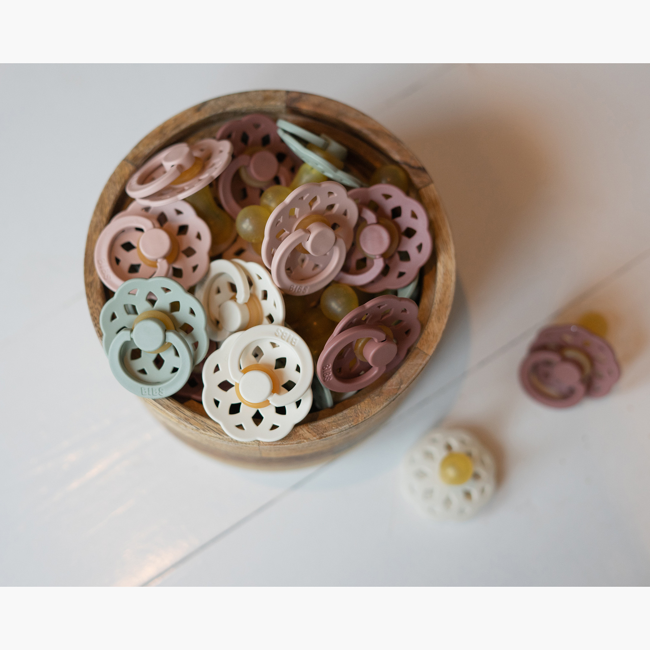 BIBS Boheme 2-Piece Round Latex Pacifier Set Size 1 - 0 months+-baby-feeding-pacifiers-image-3