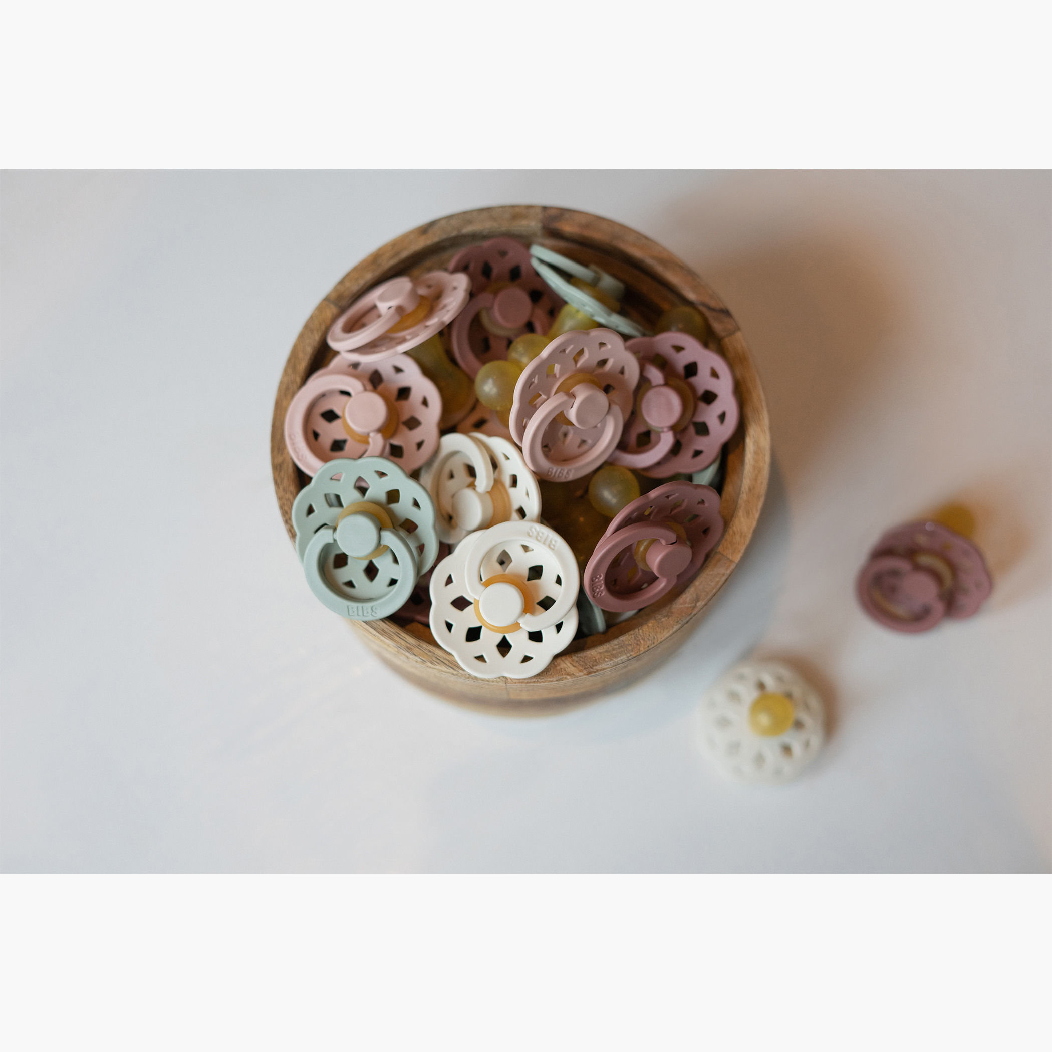 طقم لهايات لاتكس مقاس 1 قطعتين من بيبس - لحديثي الولادة + 0 شهر-baby-feeding-pacifiers-image-6