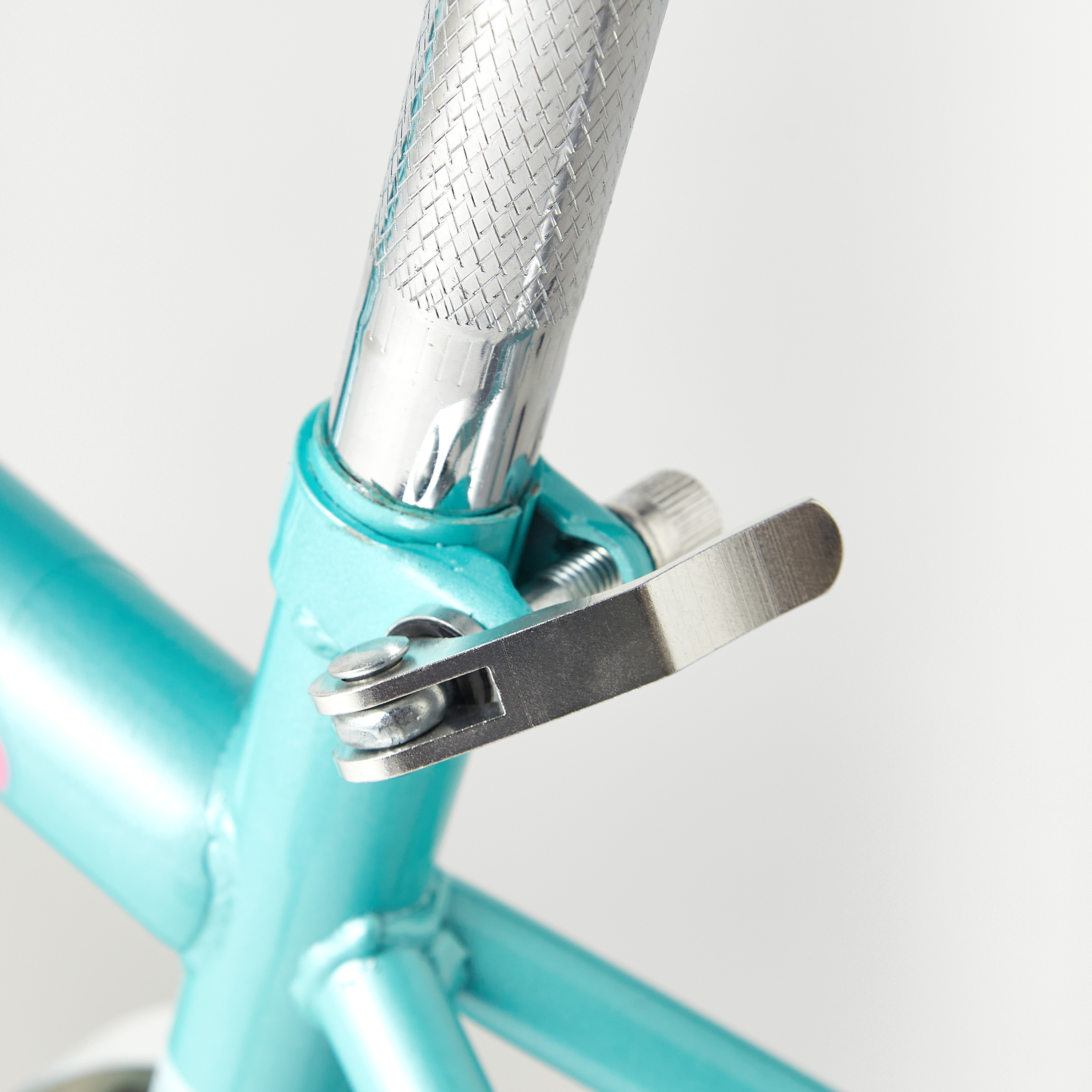Juniors Bicycle with Tassles and Basket-toys-outdoor-bikesandrideons-bikes-image-8