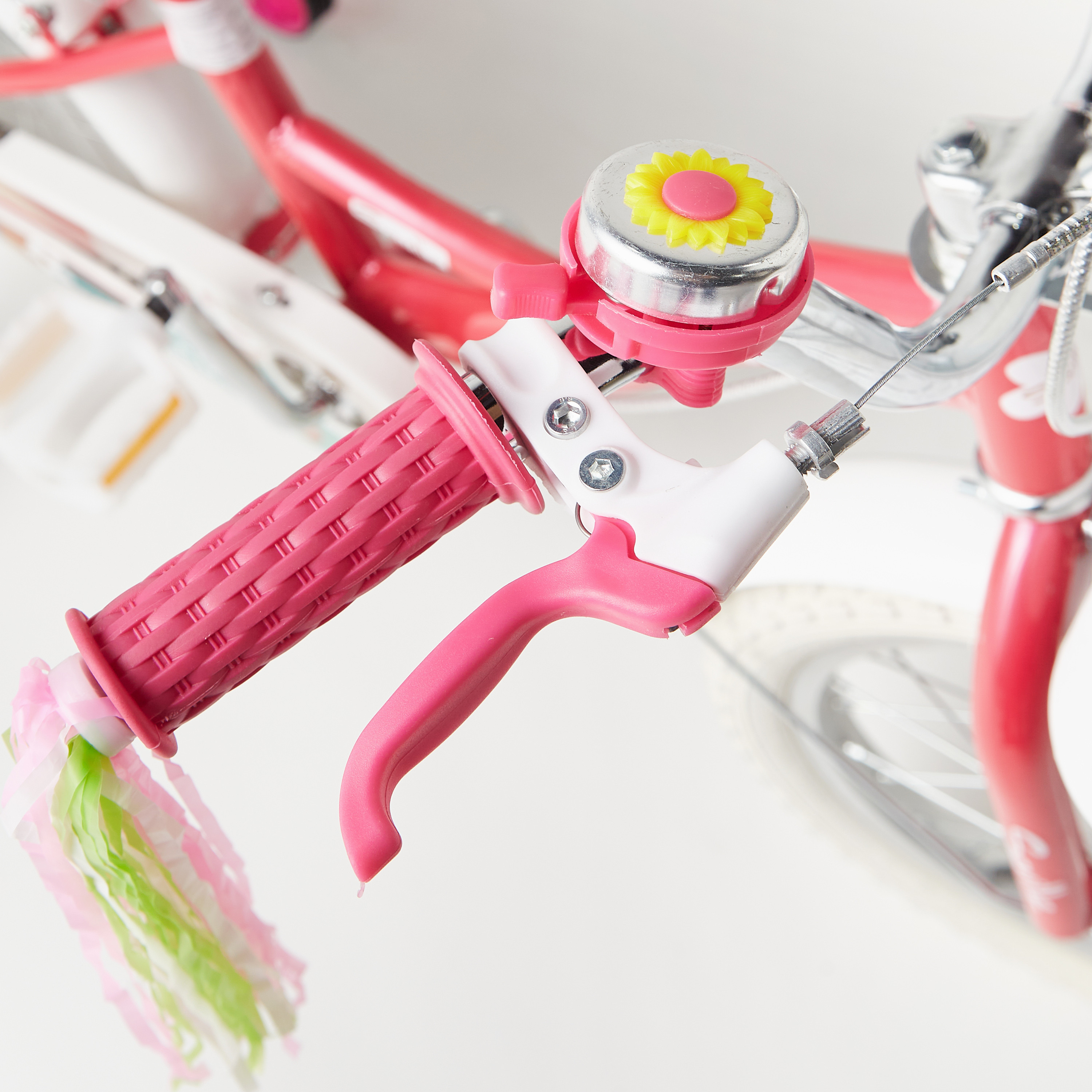 Juniors Bicycle with Tassles and Basket-toys-outdoor-bikesandrideons-bikes-image-5