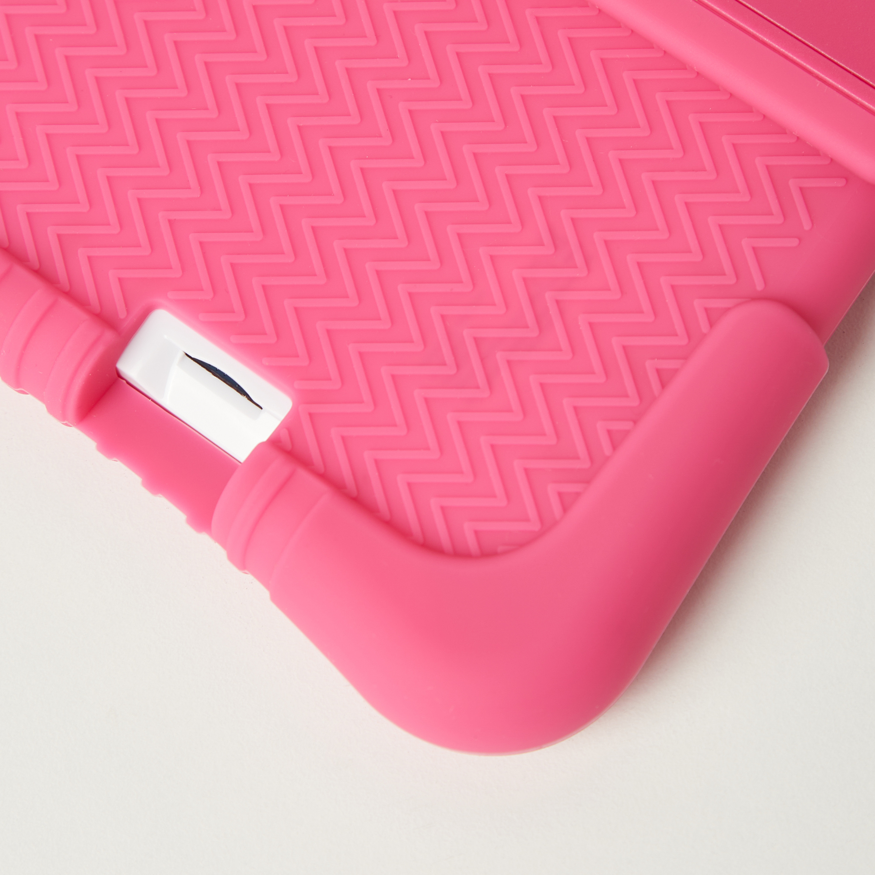 تابلت من وين تاتش-electronics-tablets-image-6