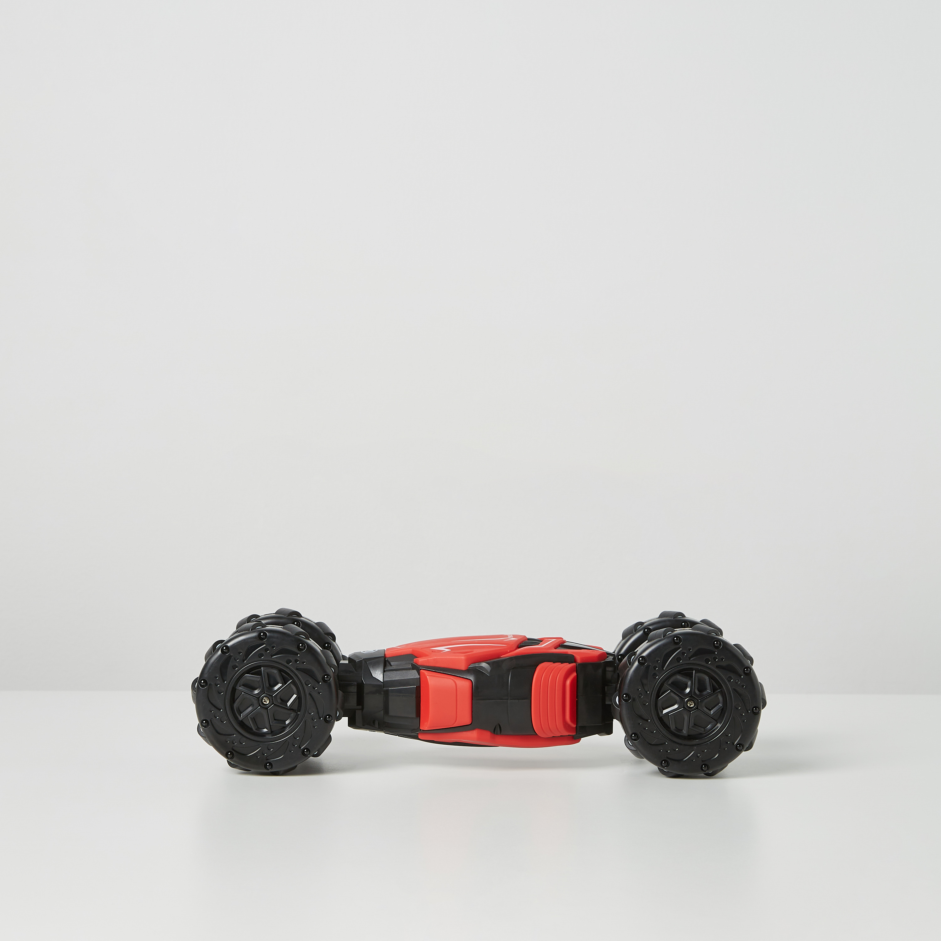 MKB 2.4 Ghz Skidding Stunt Toy Car with Remote Control-toys-remotecontrolledvehicles-rccars-image-2