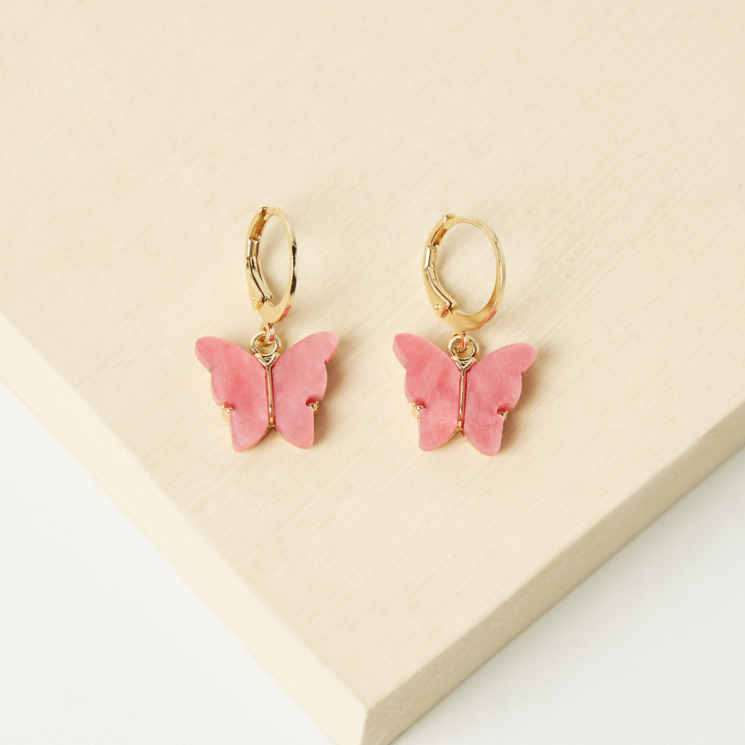 طقم حلق وعقد بدلاية فراشة من تشارمز-girls-accessories-jewellery-image-3