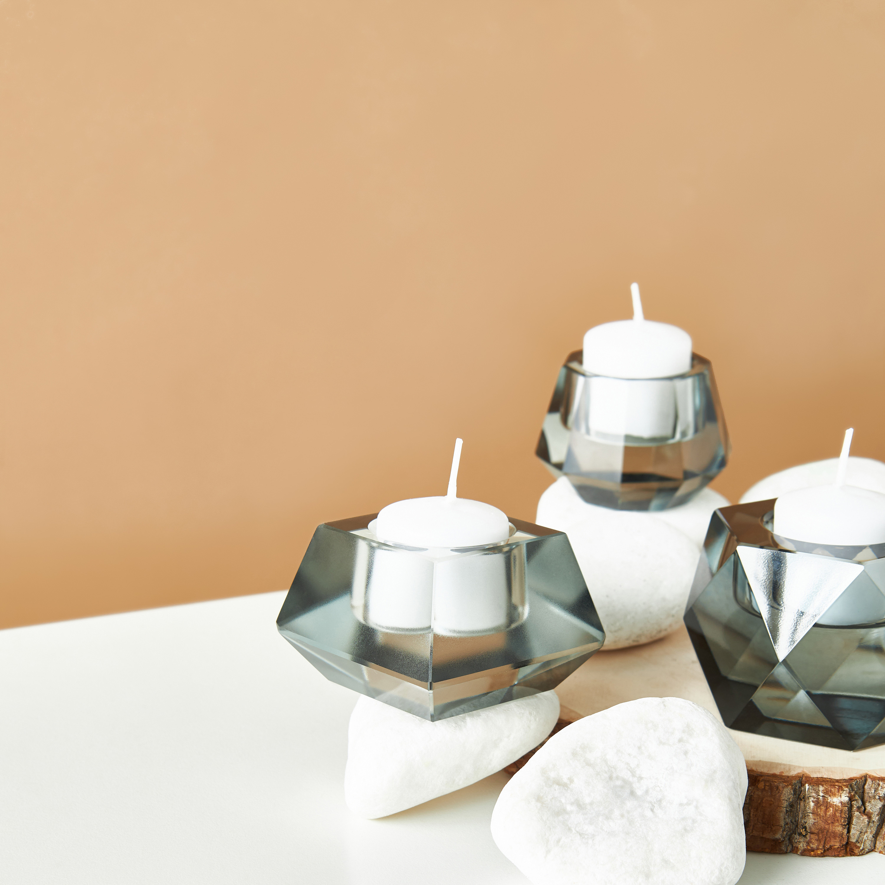 Gia Como Glass Tealight Candleholder - 5 cms-household-decor-candleholdersandlanterns-image-1