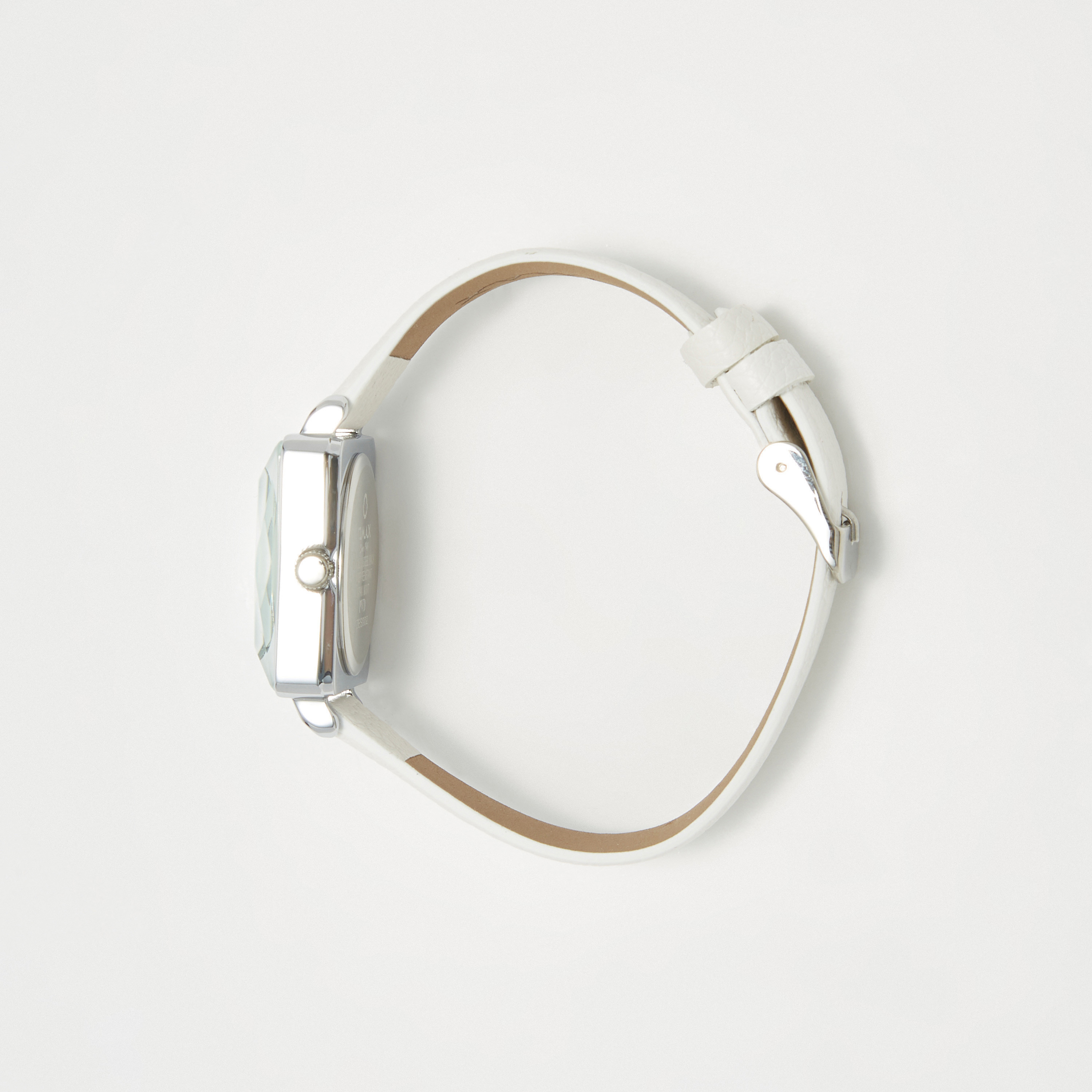 ساعة يد تناظريّة بيضاء بسوار جلد من أوماكس - 00ZES002IW13-women-watchesandjewellery-watches-image-2