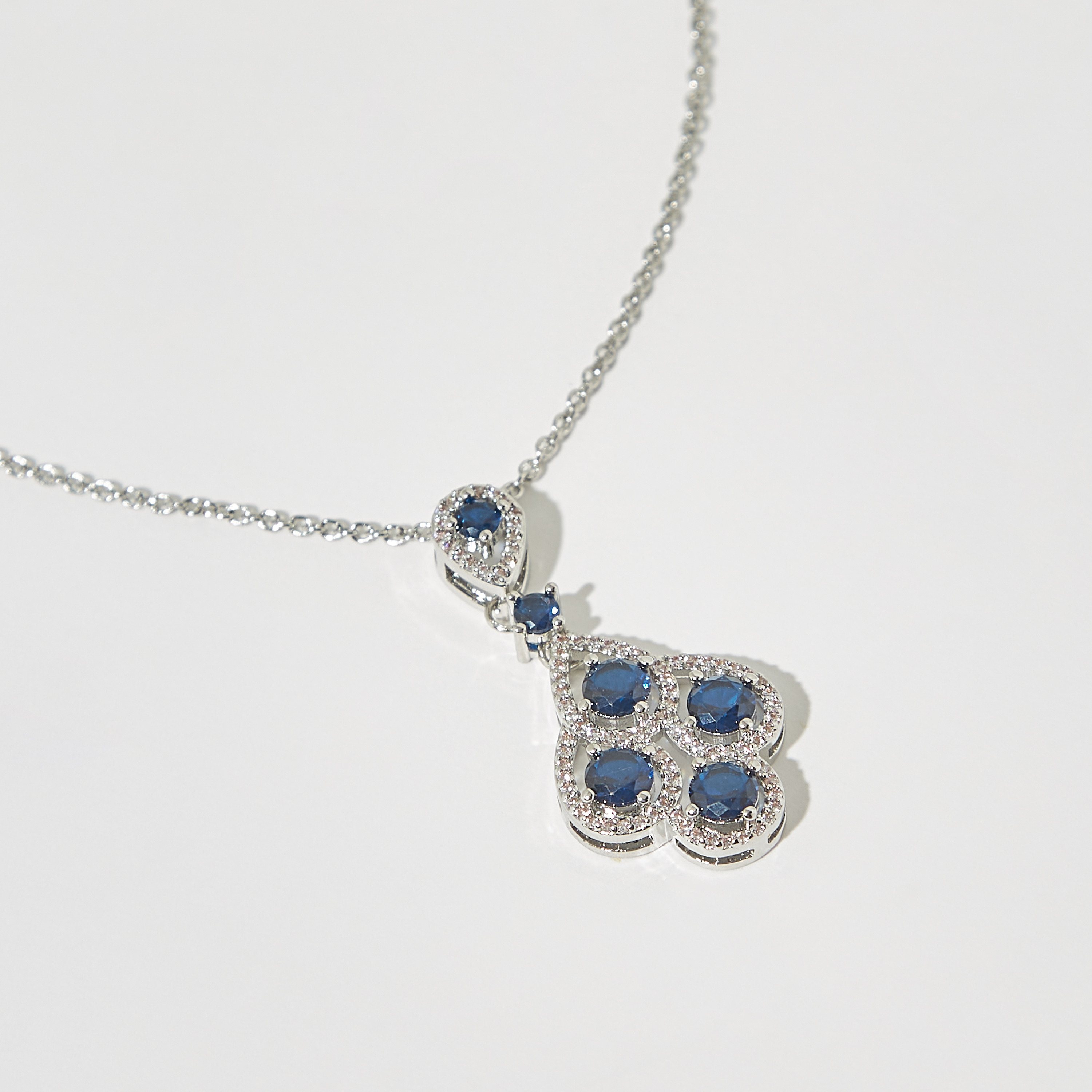 Embellished Necklace with Lobster Clasp-women-watchesandjewellery-jewellery-necklacesandpendants-image-2