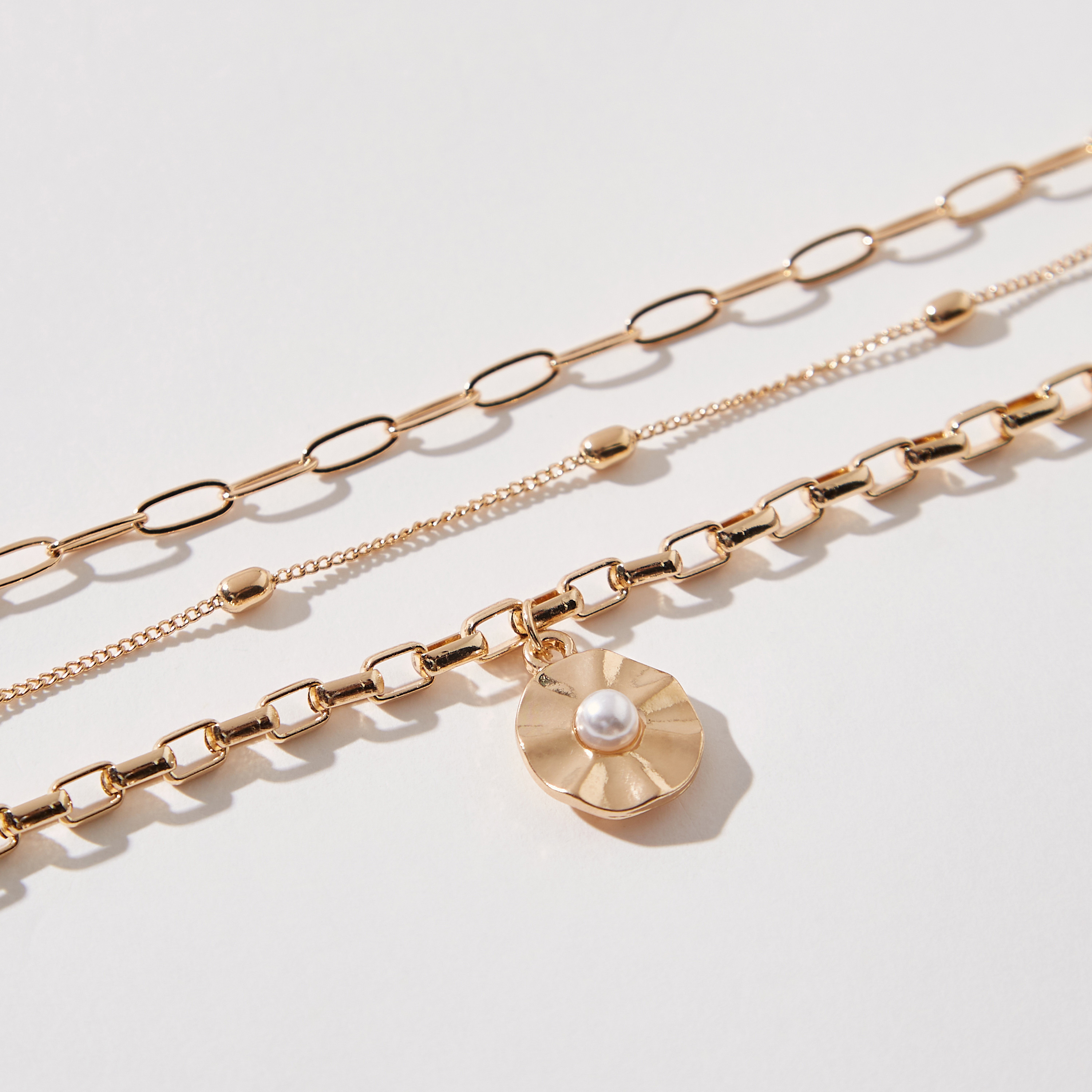 عقد بمشبك إغلاق - طقم 3 قطع متنوّعة-women-watchesandjewellery-jewellery-necklacesandpendants-image-3
