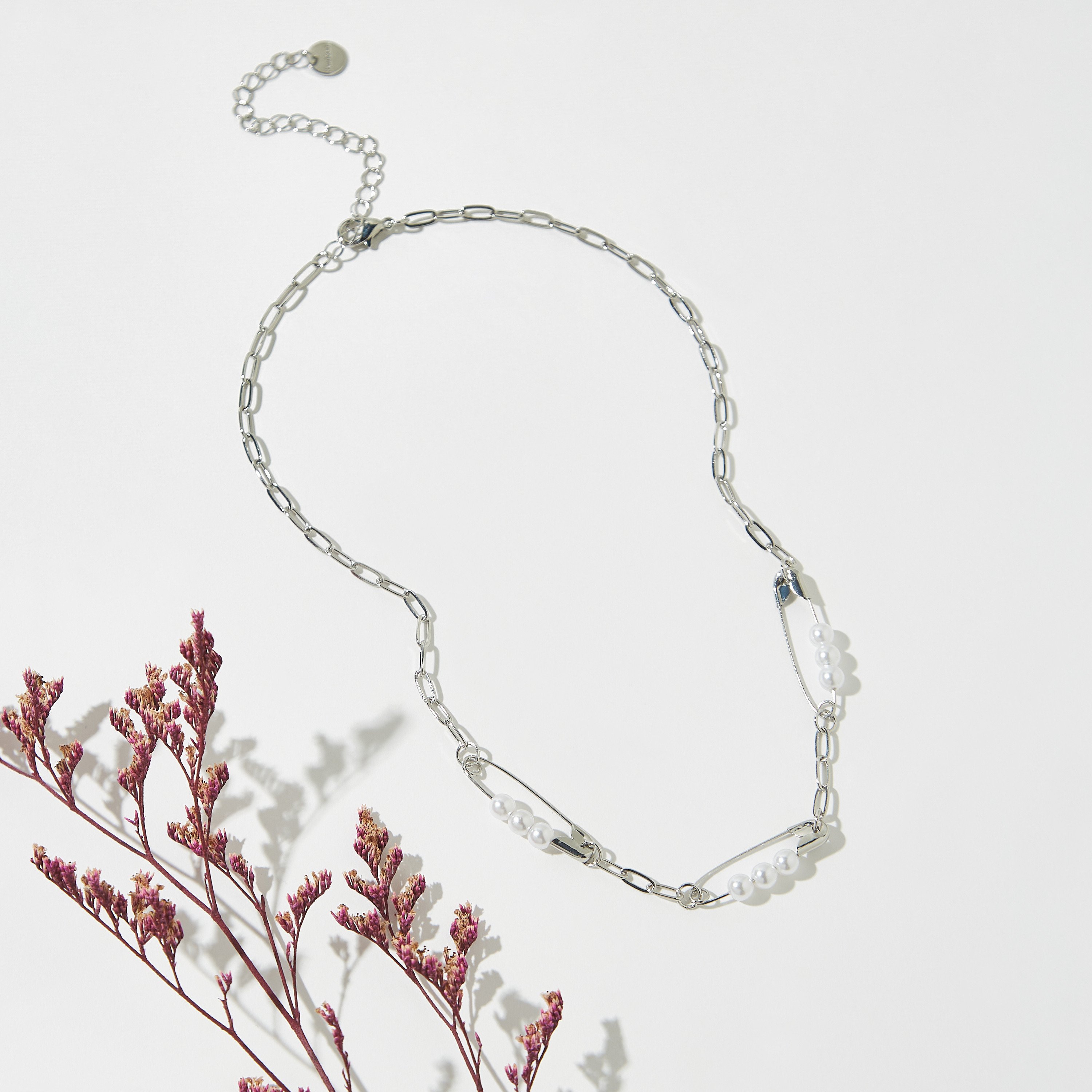 عقد بمشبك إغلاق - طقم 3 قطع متنوّعة-women-watchesandjewellery-jewellery-necklacesandpendants-image-2