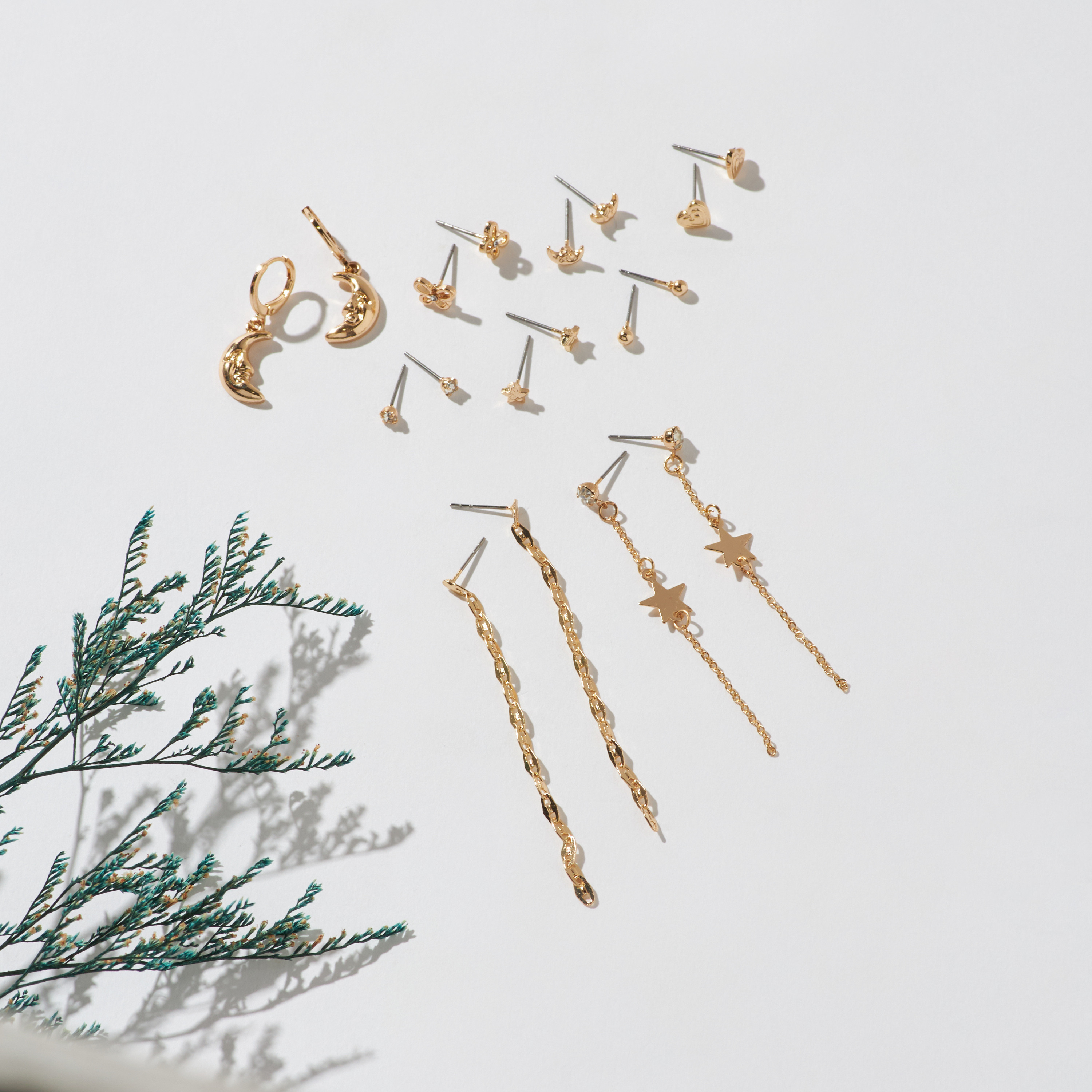 حلقان متنوعة - طقم من 9-women-watchesandjewellery-jewellery-earrings-image-2